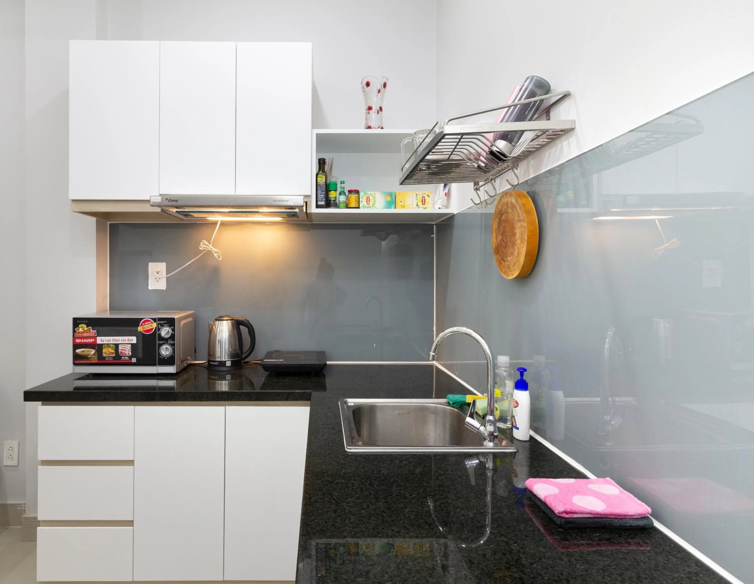 Kitchen or kitchenette in GEM Apartment
