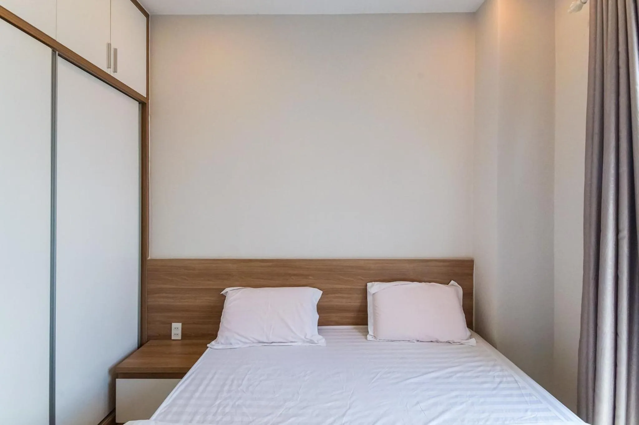 Bedroom, Bed in GEM Apartment