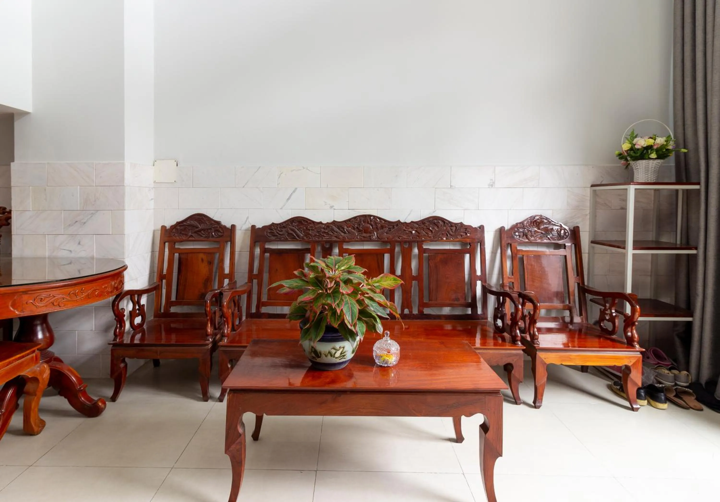 Seating area in GEM Apartment