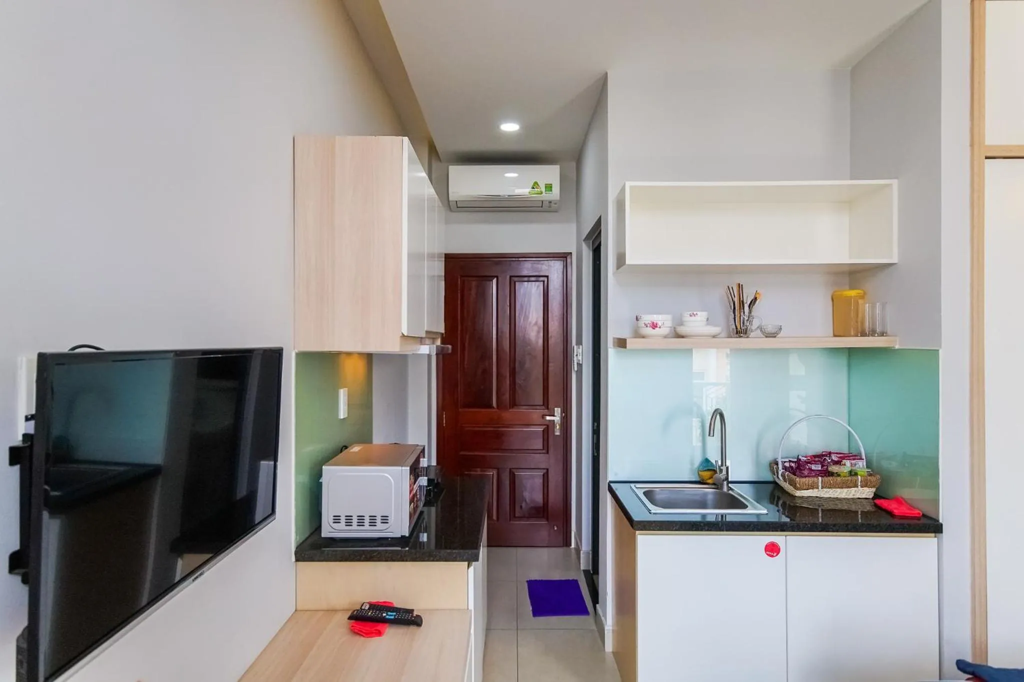 TV and multimedia in GEM Apartment