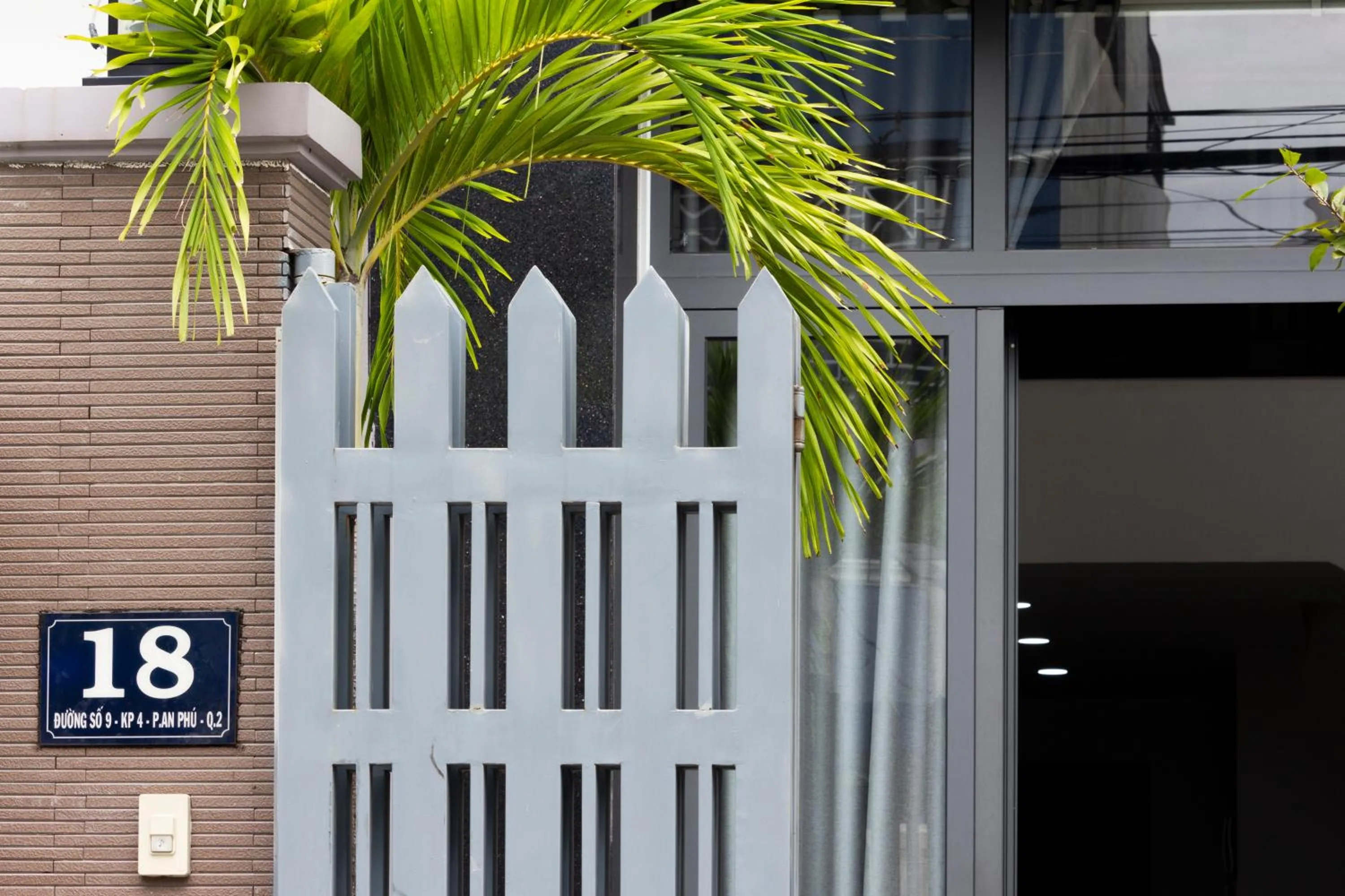 Facade/entrance in GEM Apartment