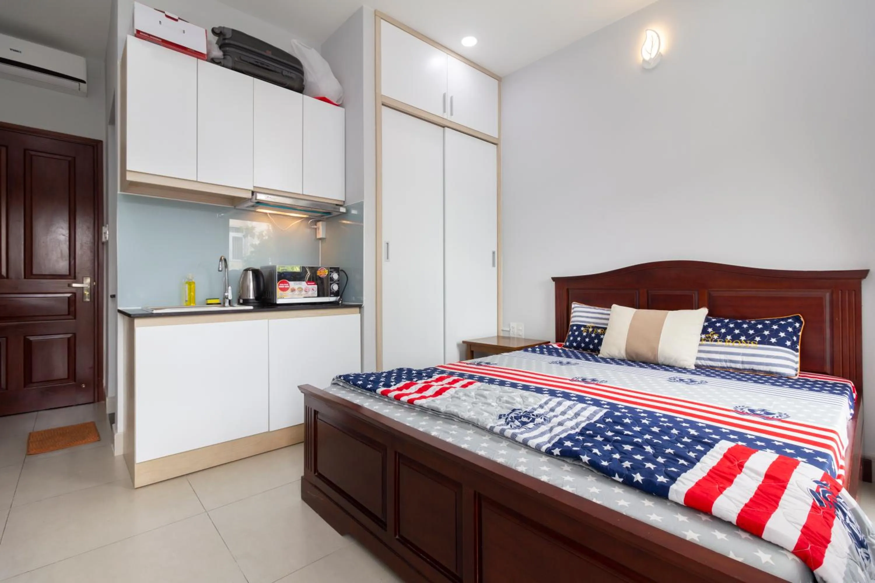 Bed in GEM Apartment