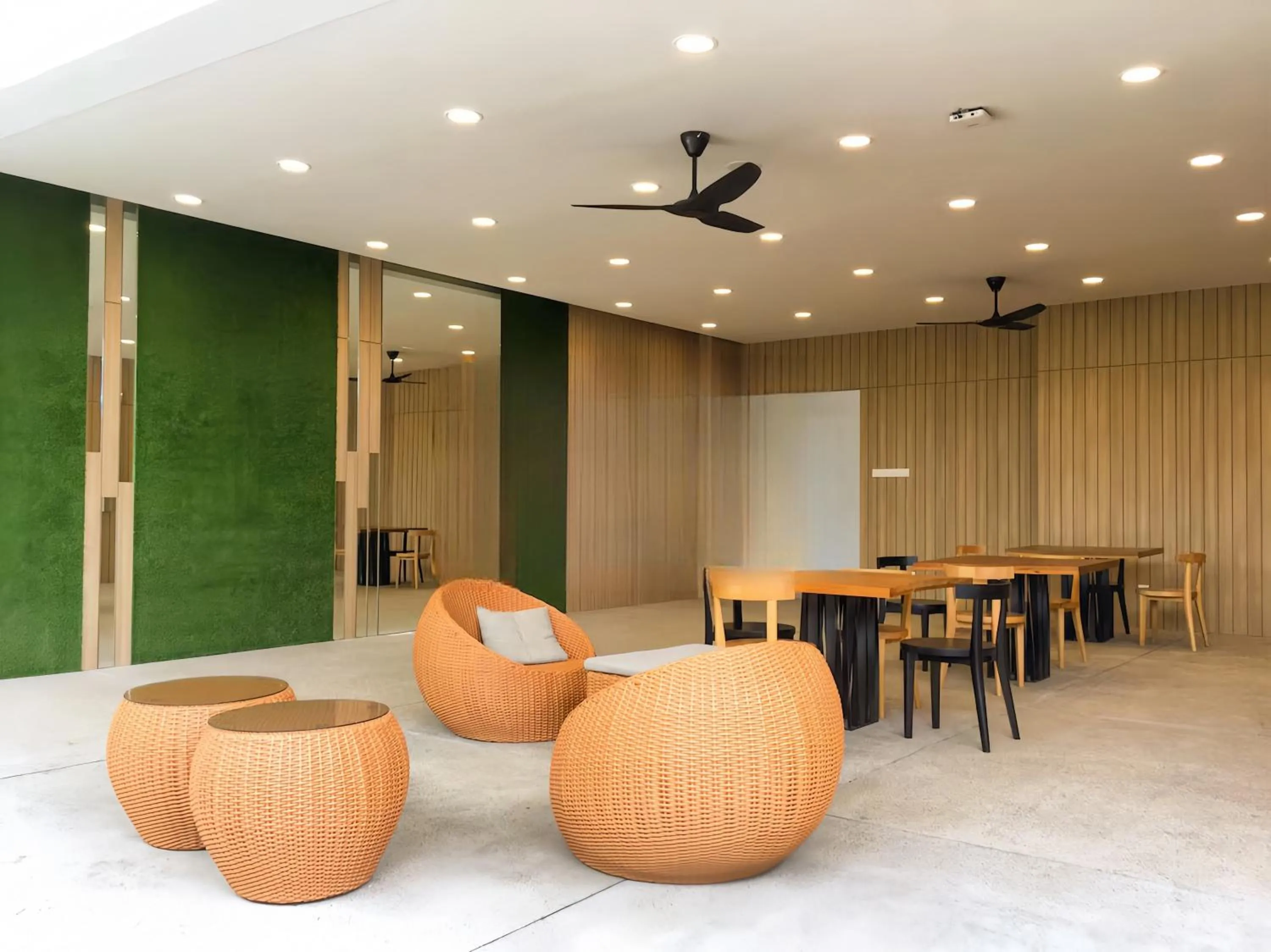 Seating area in The Robertson Bukit Bintang