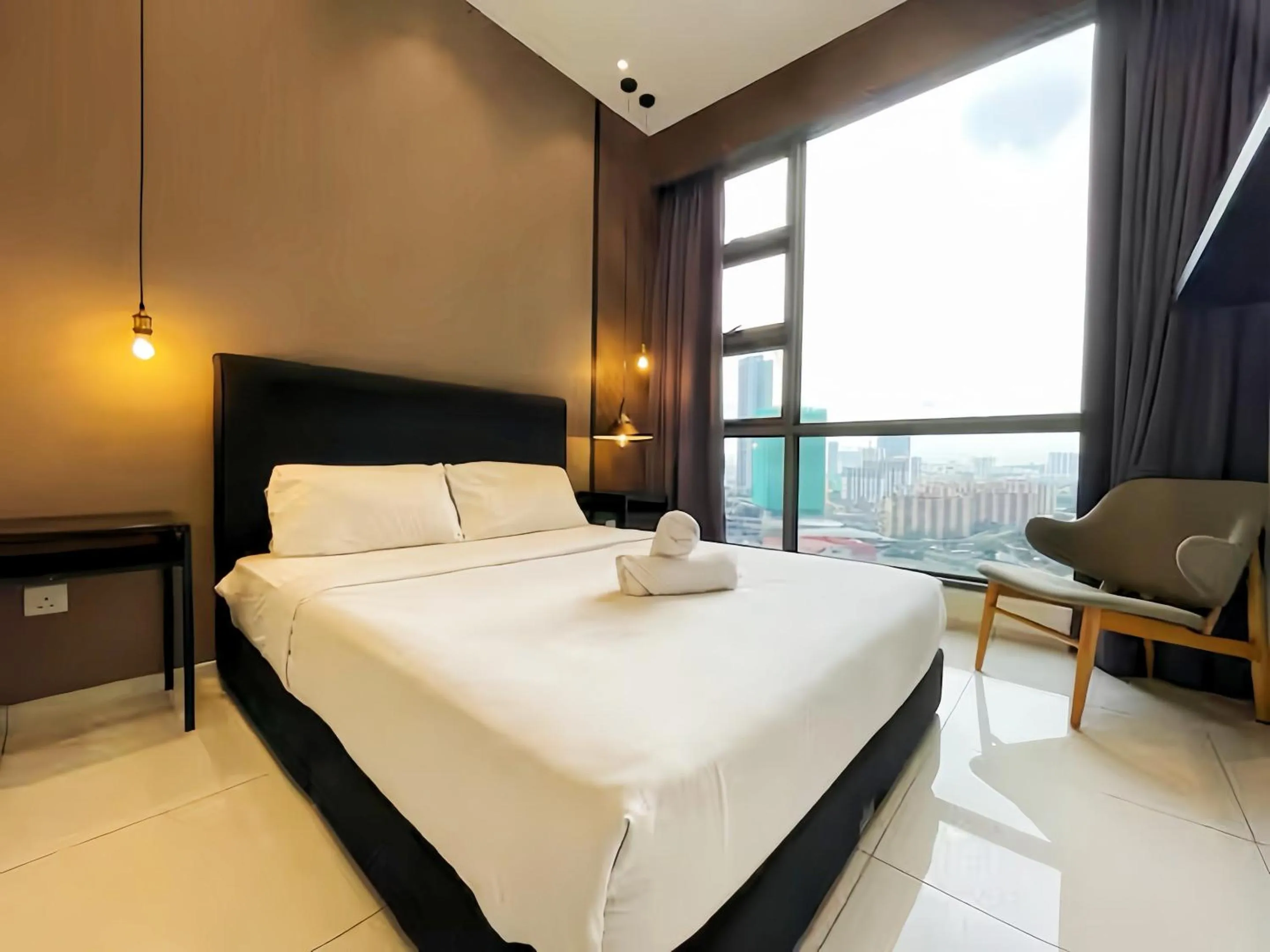 Bed in The Robertson Bukit Bintang