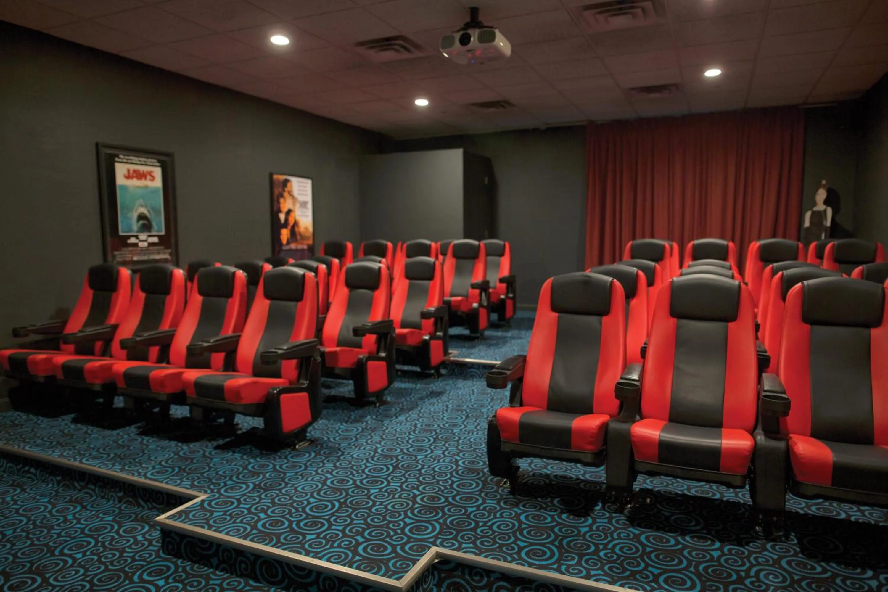 Entertainment in Club Wyndham Bentley Brook