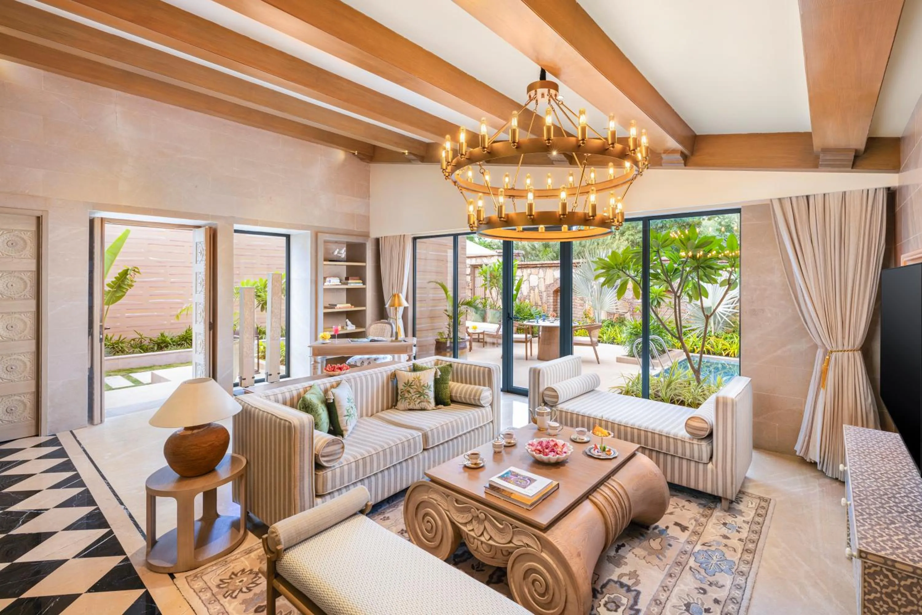 Living room in Taj Aravali Resort & Spa Udaipur