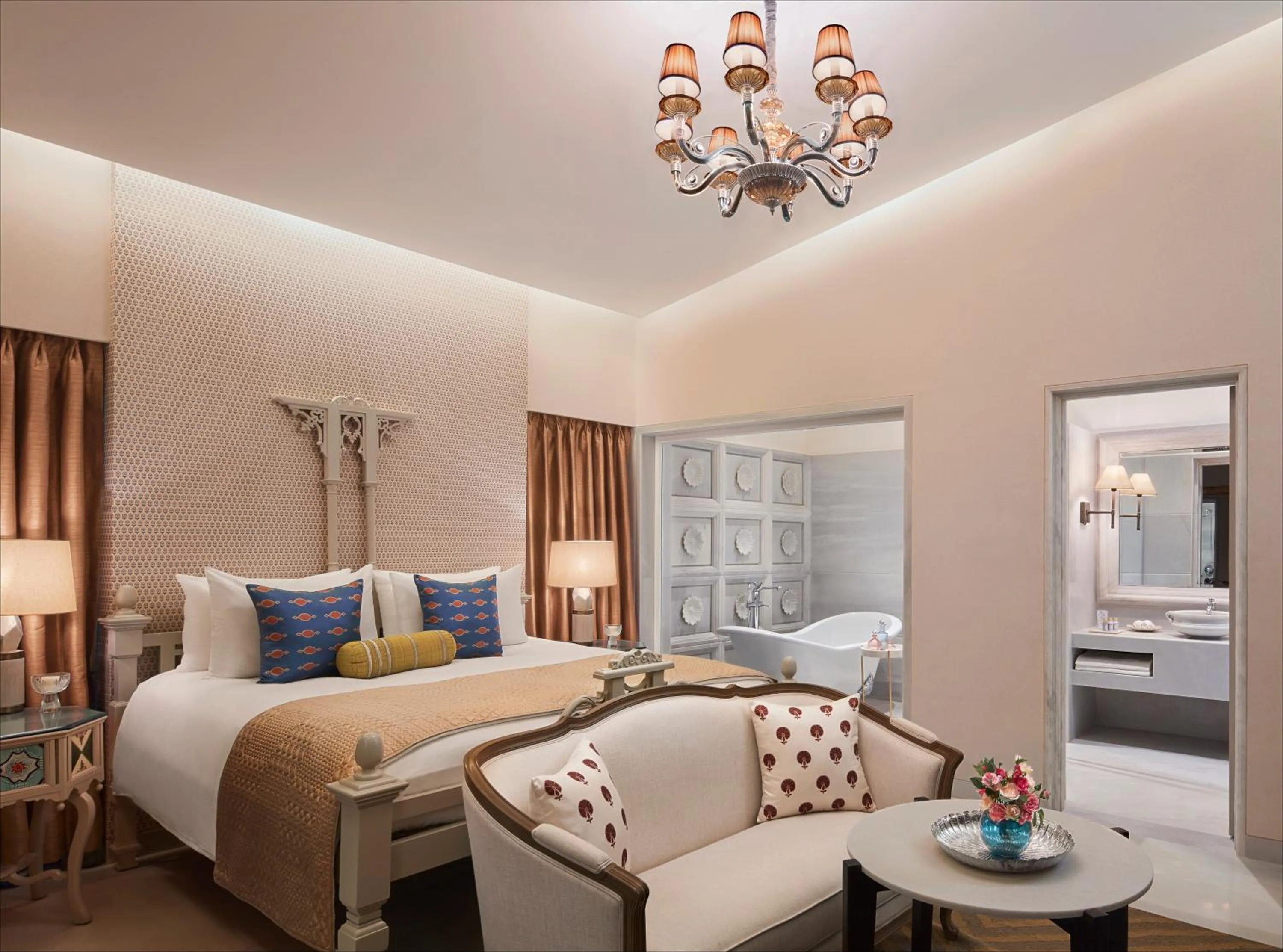 Photo of the whole room, Bed in Taj Aravali Resort & Spa Udaipur