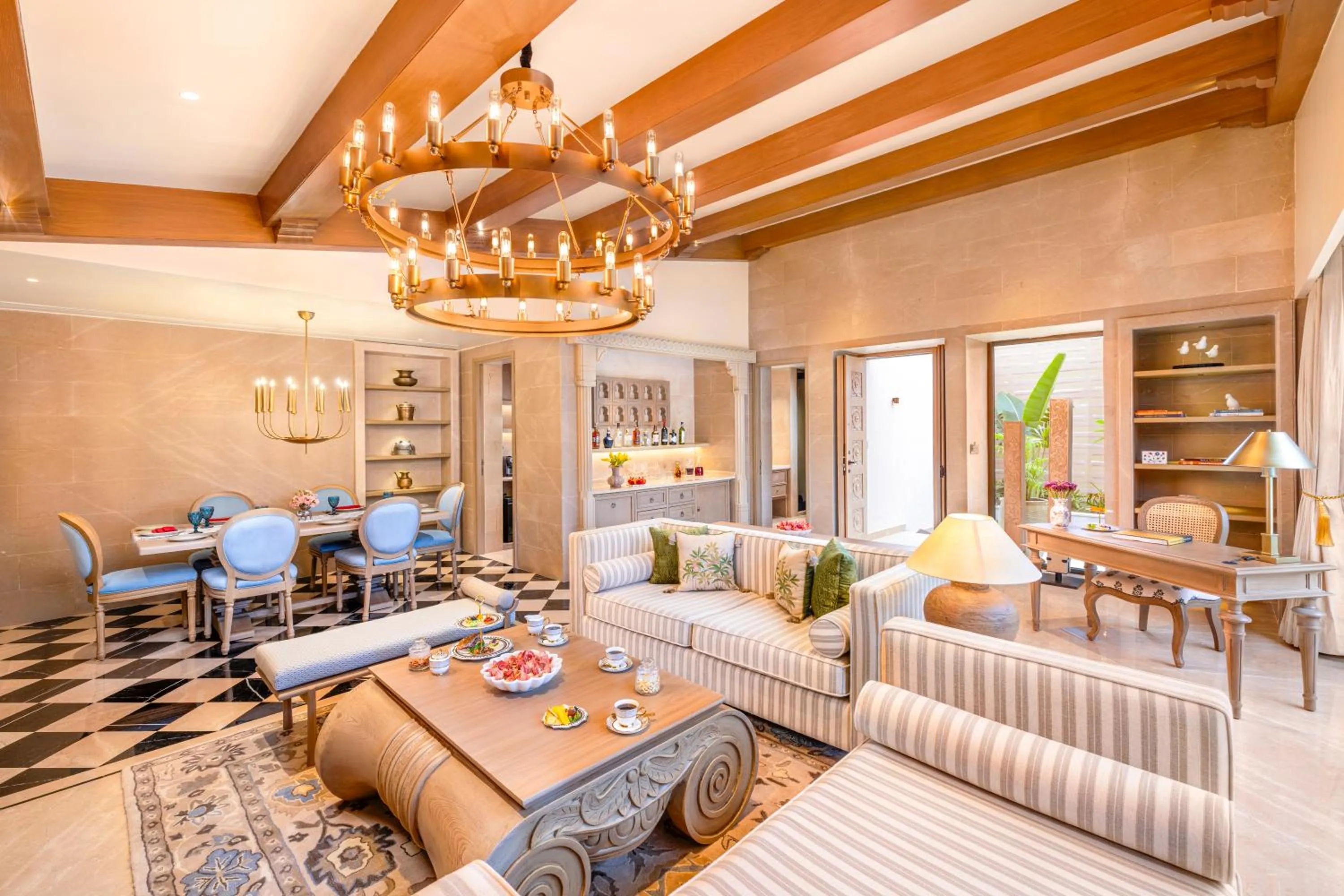 Living room in Taj Aravali Resort & Spa Udaipur