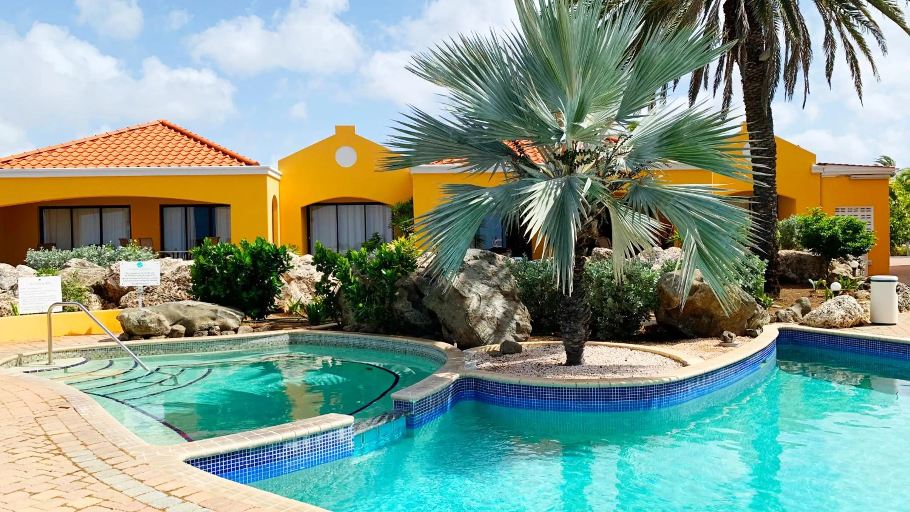 Property building in The Royal Sea Aquarium Resort