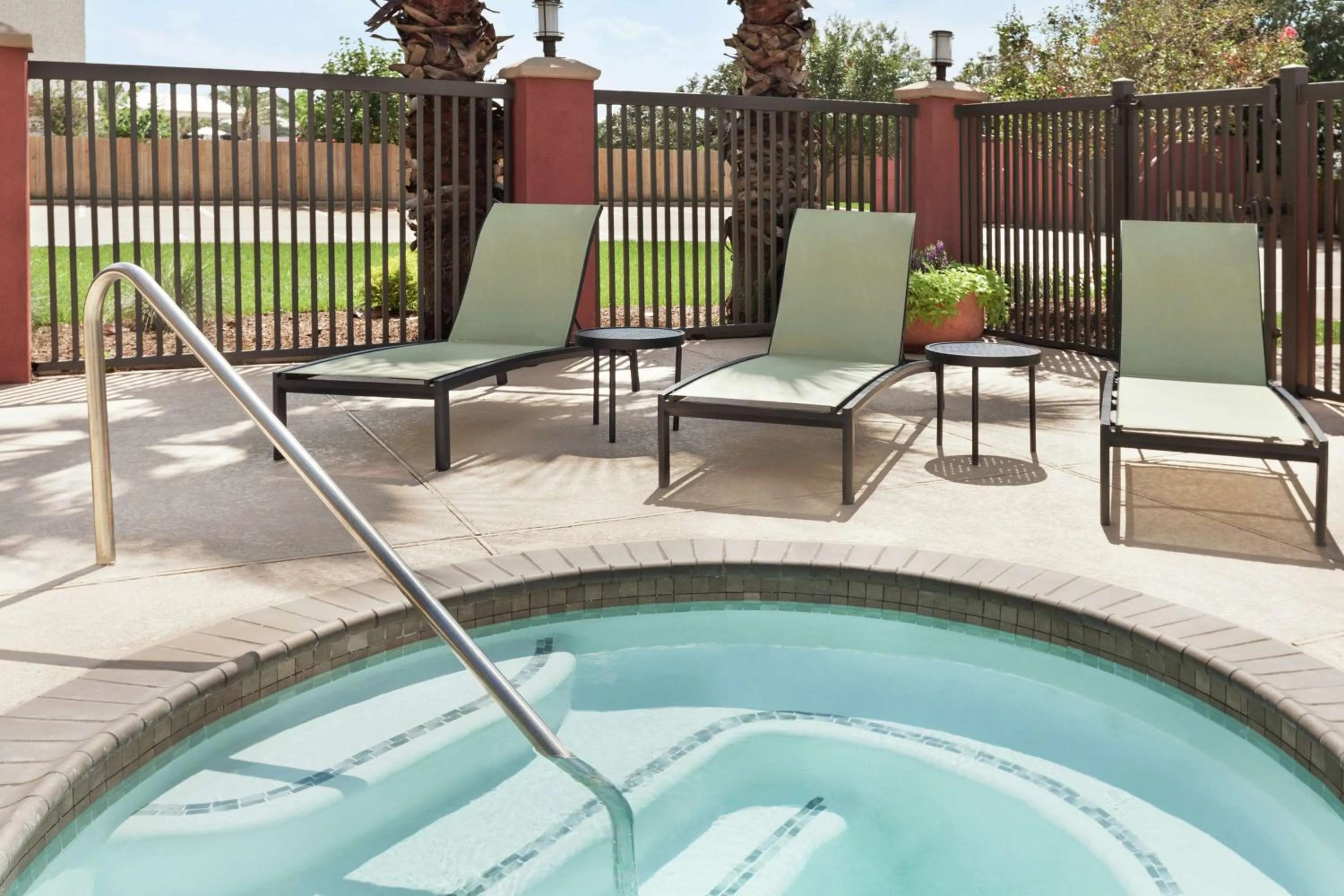 Sports in Hampton Inn Houston Hobby Airport