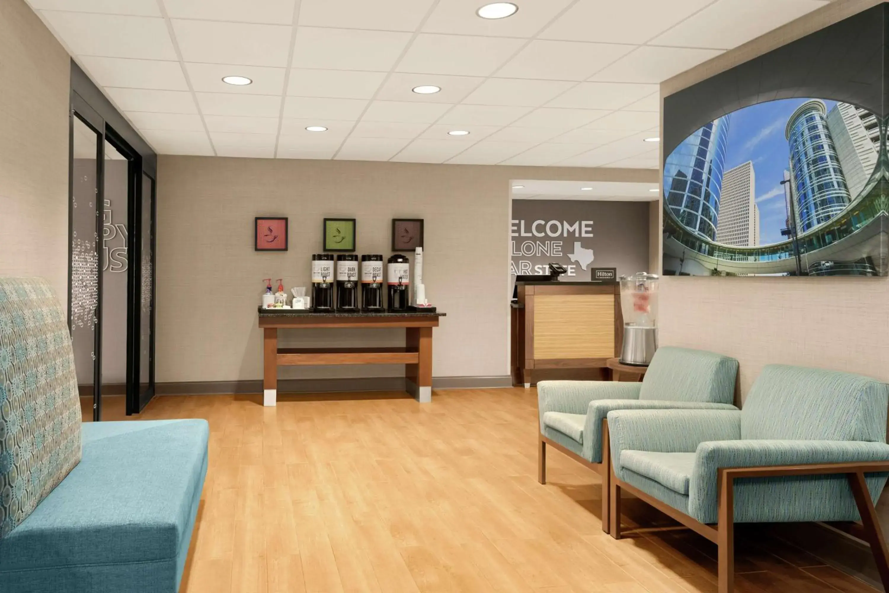 Lobby or reception in Hampton Inn Houston Hobby Airport Lobby or reception in Hampton Inn Houston Hobby Airport