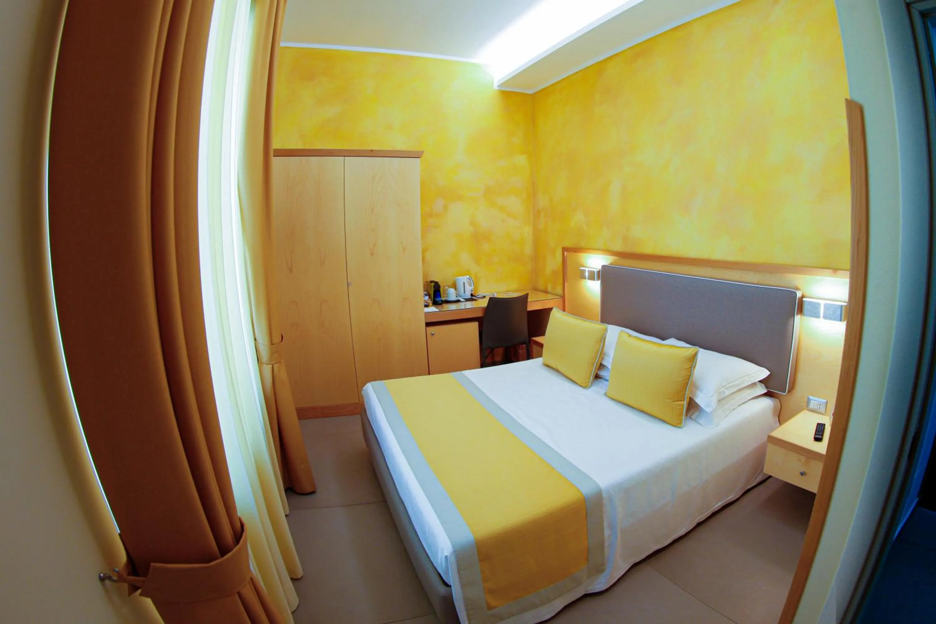 Bedroom, Bed in B&B Lapillus