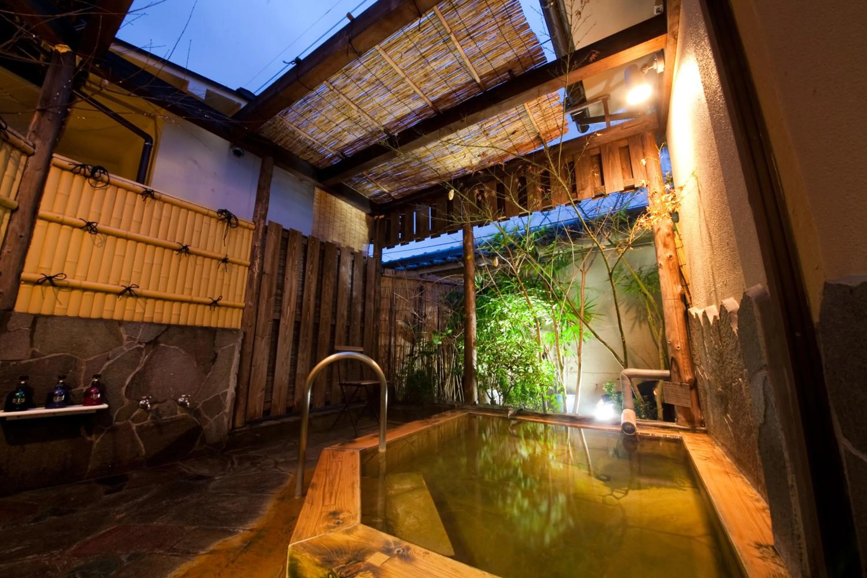 Hot Spring Bath in Ryokan Sennari (13 years or older)