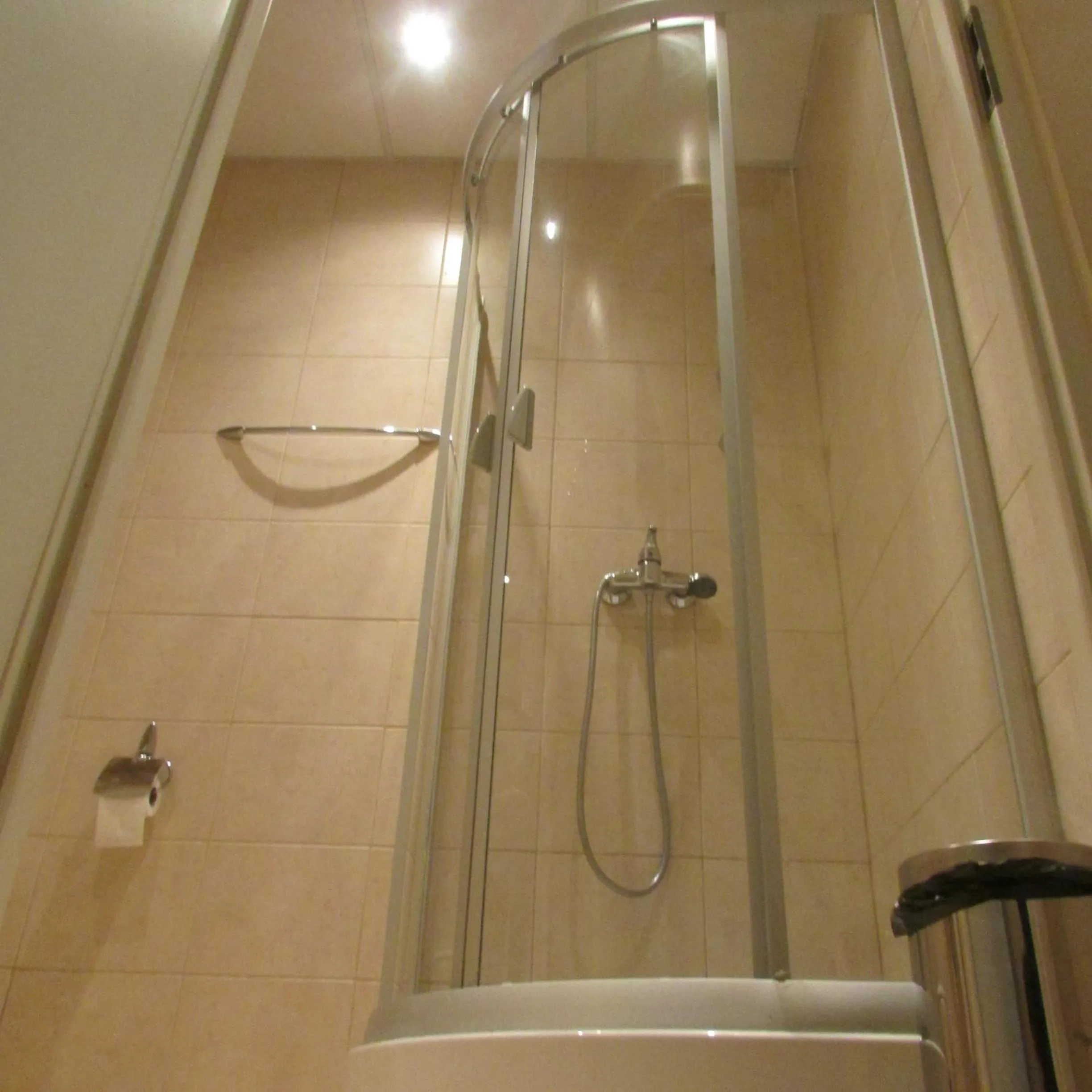 Shower in CDR