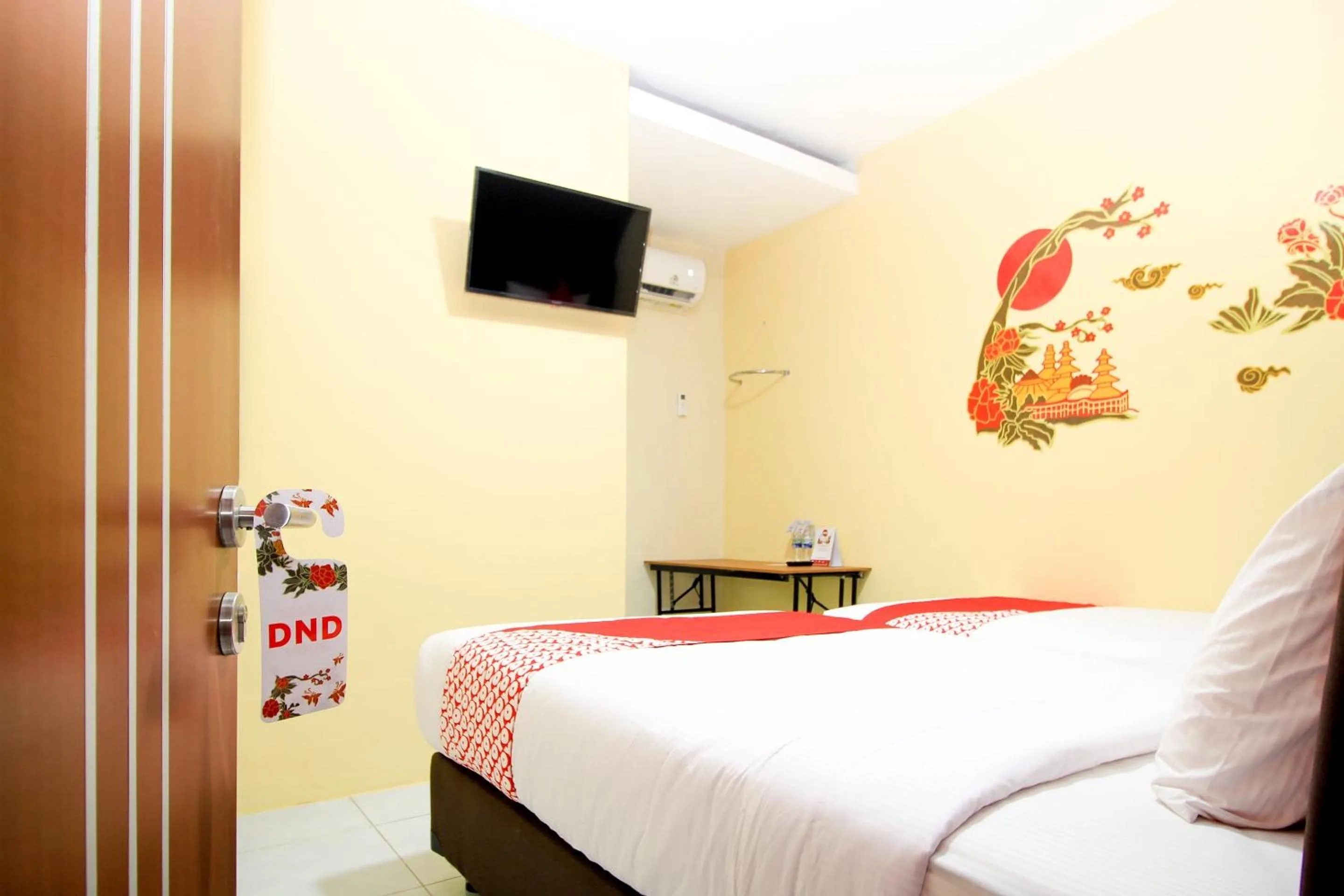 Bedroom, Bed in Capital O 217 A1 Hotel