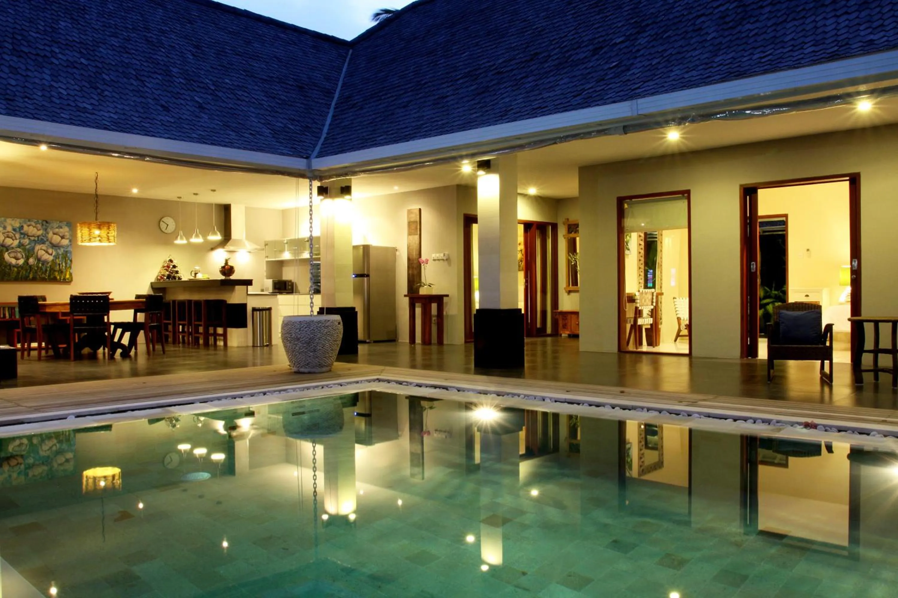 Swimming pool in Anyar Estate