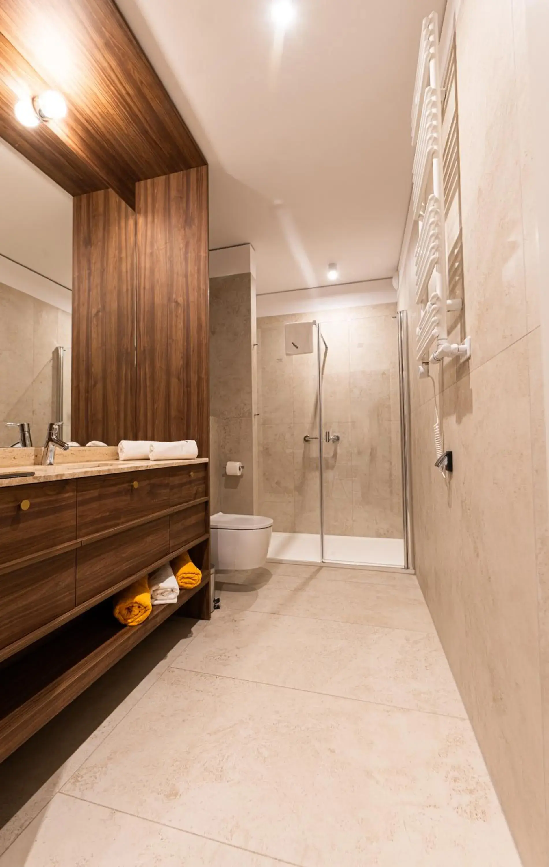 Two-Bedroom Deluxe Apartment with Balcony in Instytut Zdrowia Sofra FIT & SPA Two-Bedroom Deluxe Apartment with Balcony in Instytut Zdrowia Sofra FIT & SPA