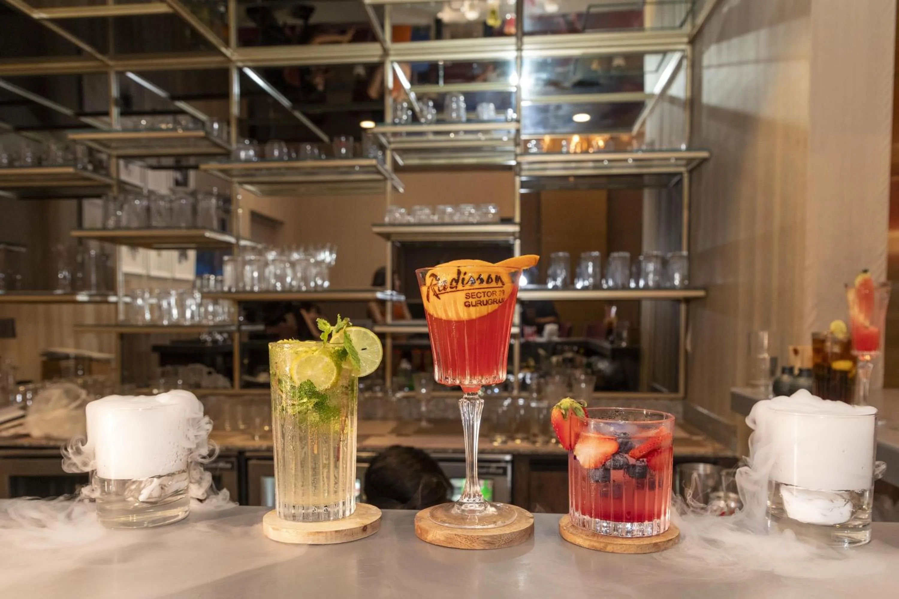 Lounge or bar in Radisson Hotel Sector 29 Gurugram