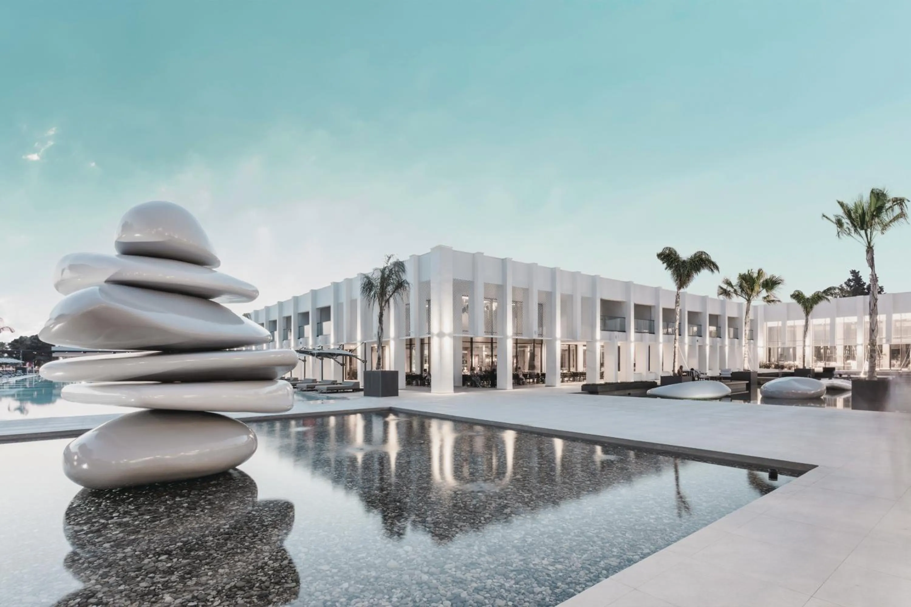 Property building in Paloma Finesse Side