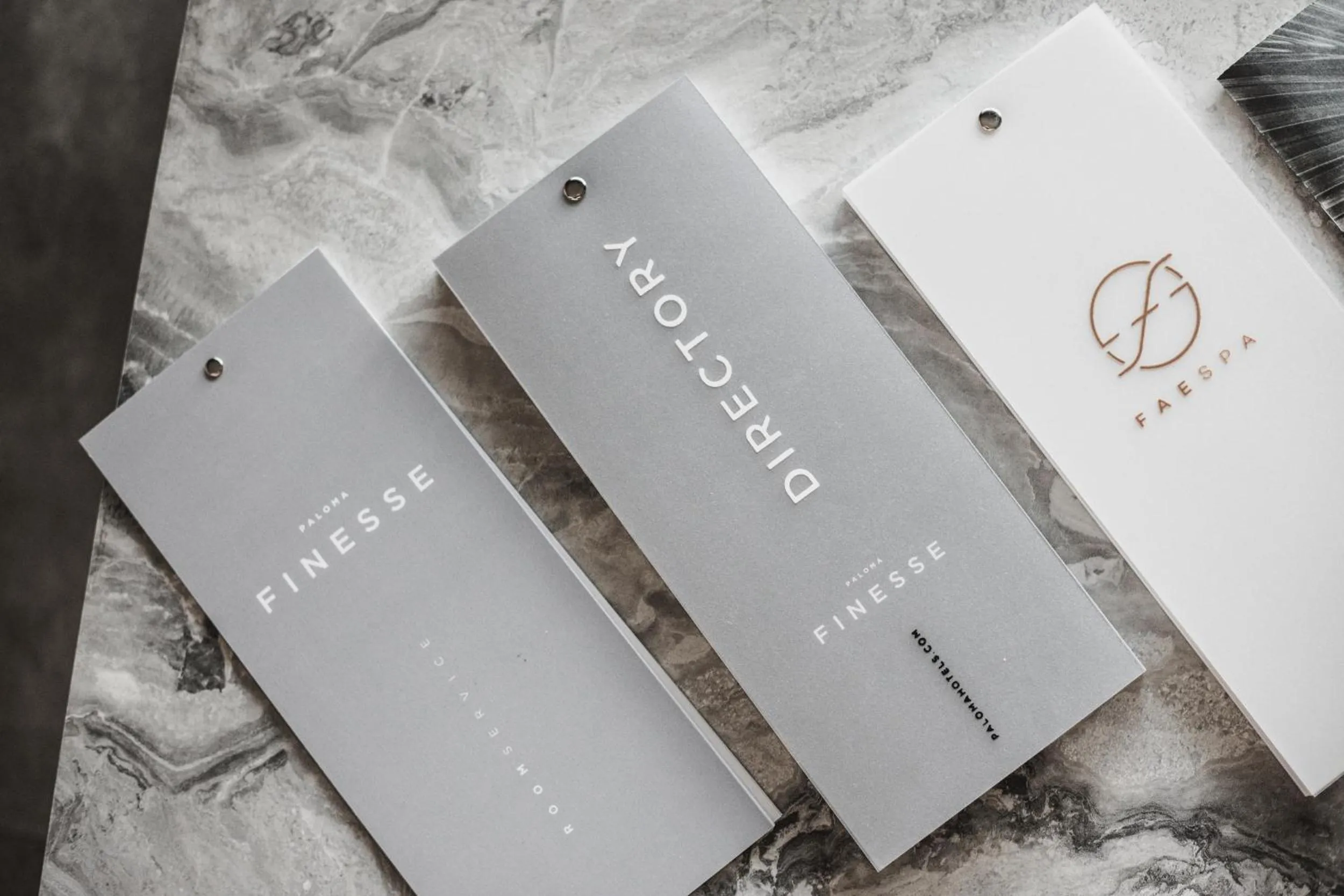 Logo/Certificate/Sign in Paloma Finesse Side