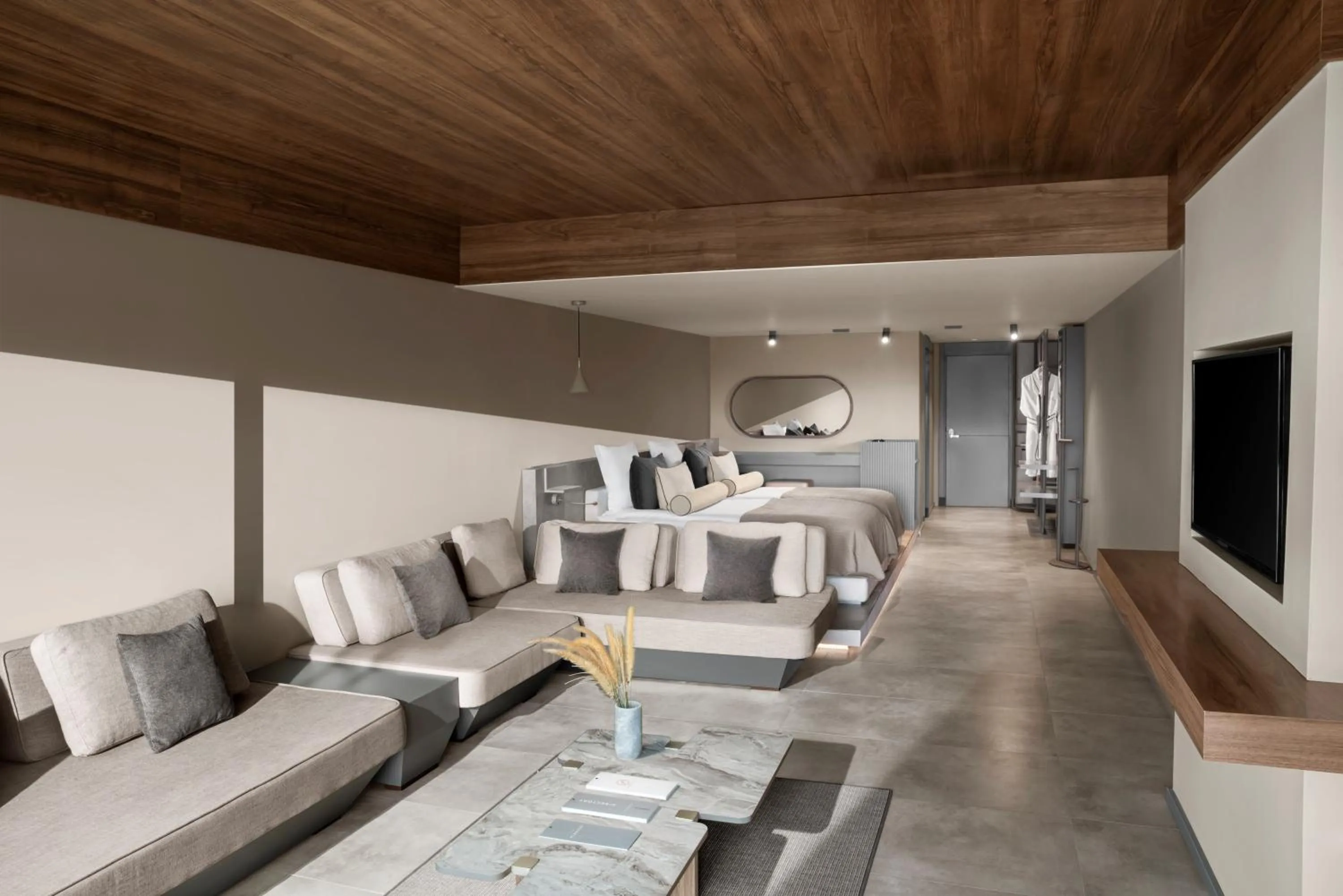 Evening entertainment in Paloma Finesse Side