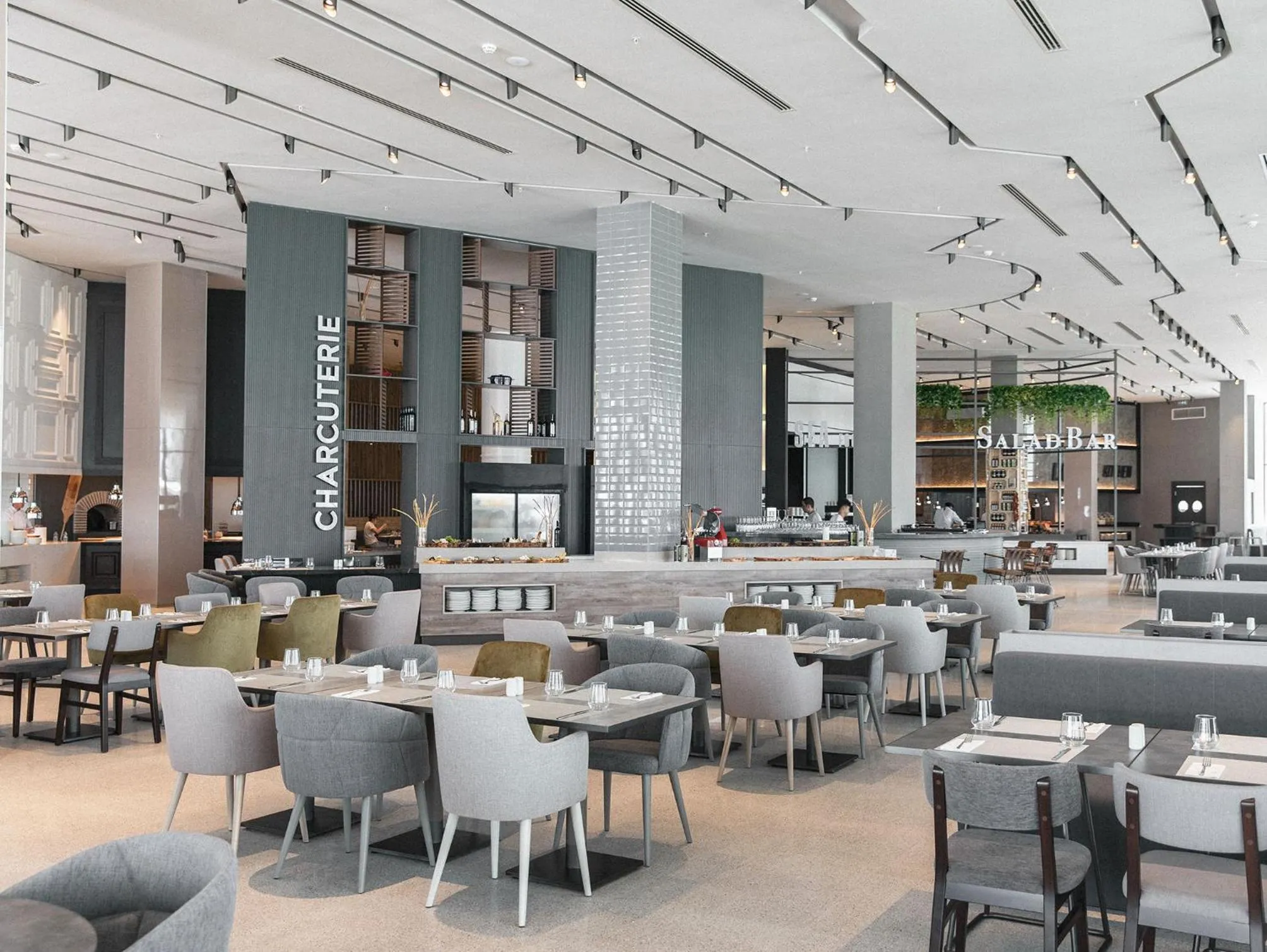 Restaurant/places to eat in Paloma Finesse Side