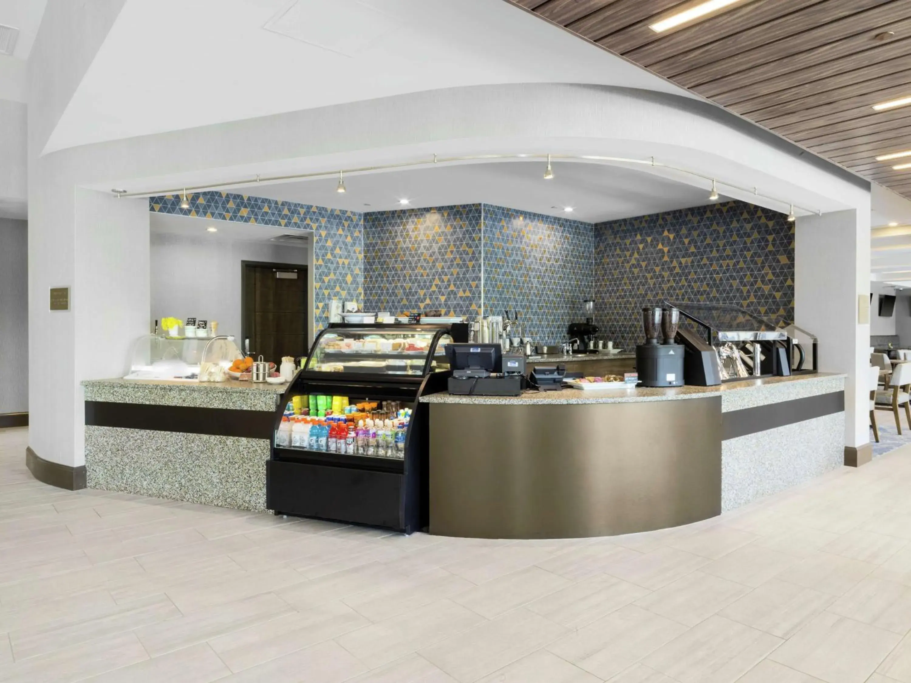 Restaurant/places to eat in Embassy Suites By Hilton Grand Rapids Downtown Restaurant/places to eat in Embassy Suites By Hilton Grand Rapids Downtown