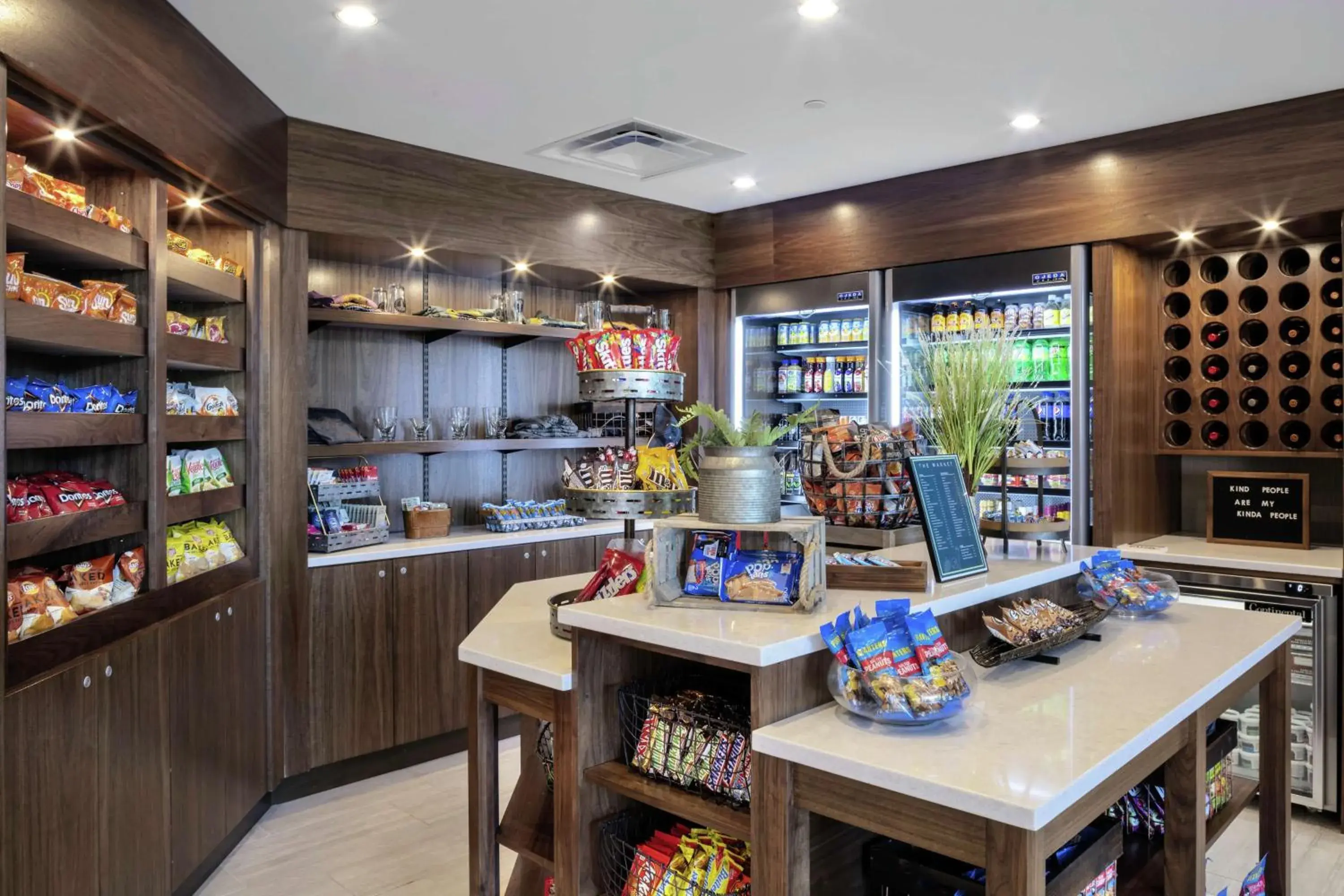 Restaurant/places to eat in Embassy Suites By Hilton Grand Rapids Downtown Restaurant/places to eat in Embassy Suites By Hilton Grand Rapids Downtown