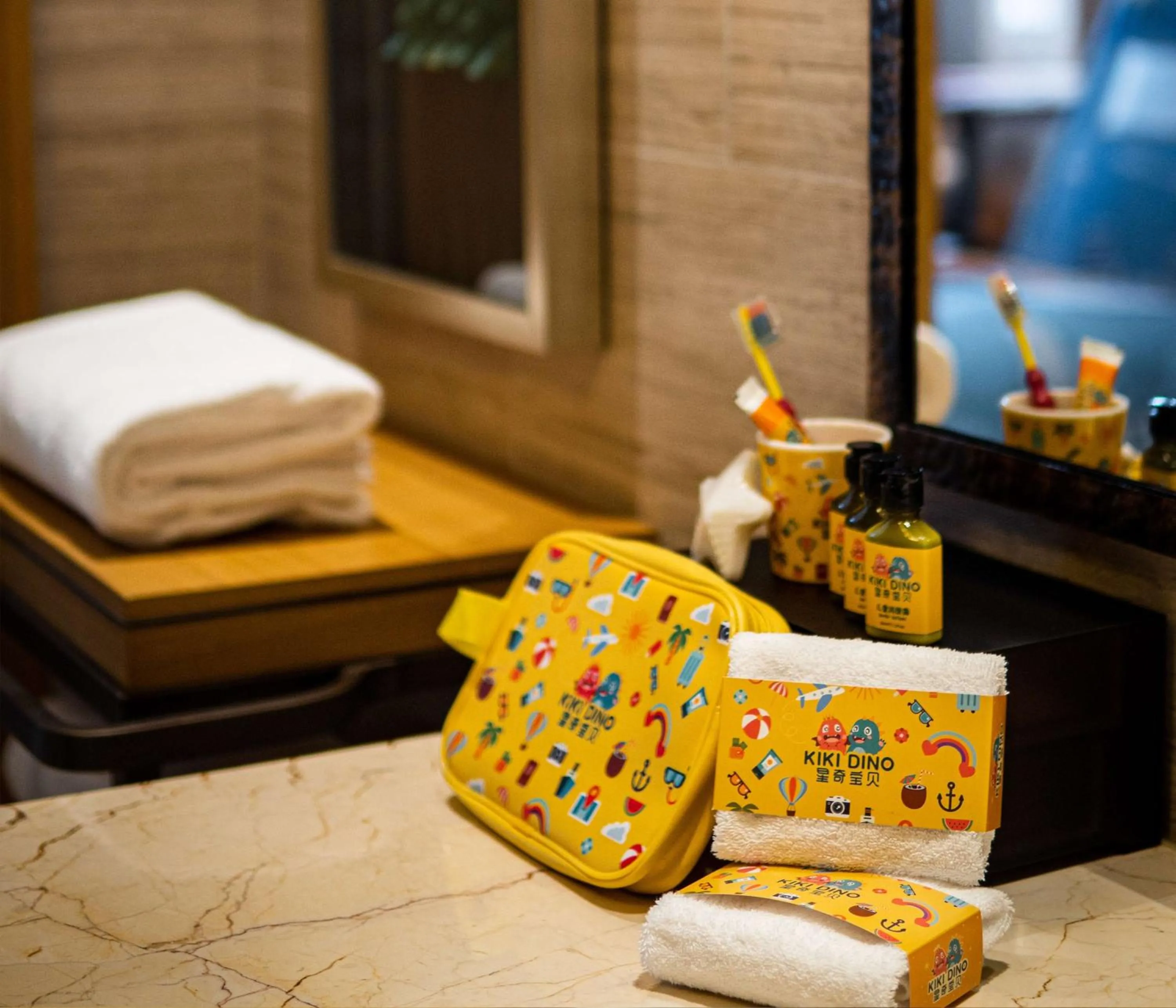 Bathroom, Bed in Hilton Wenan