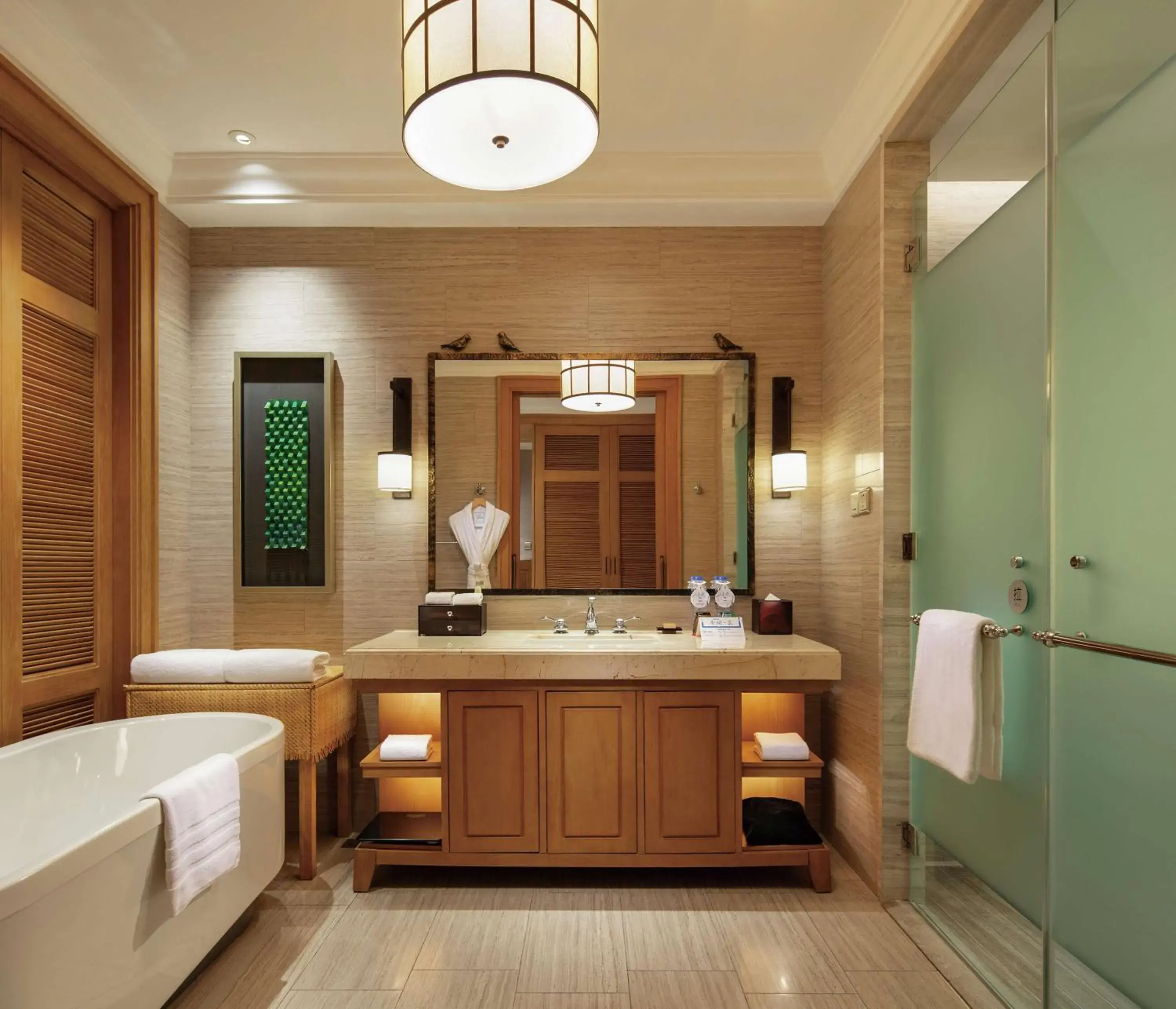 Bathroom in Hilton Wenan Bathroom in Hilton Wenan