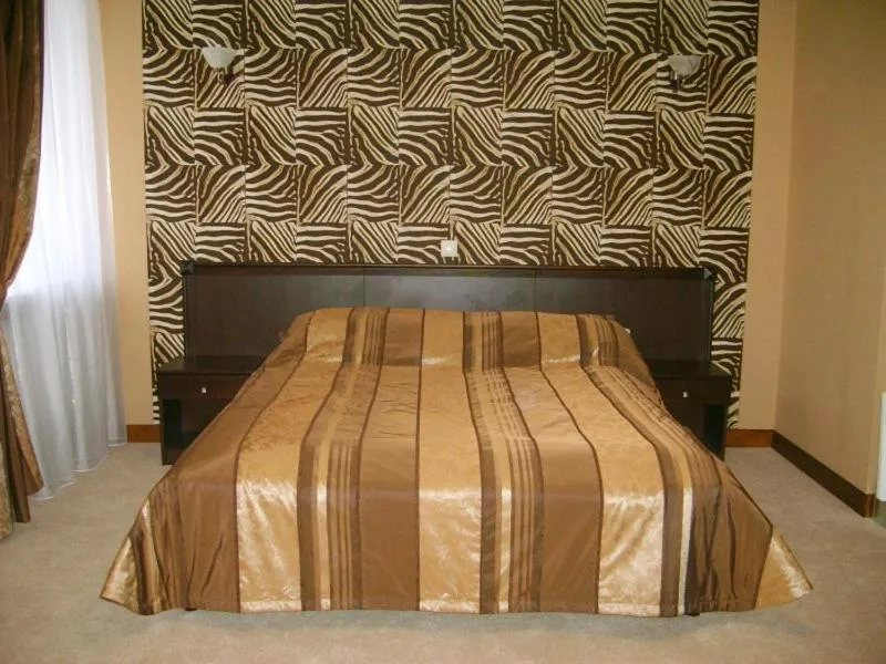 Bed in Hotel Complex Gayki