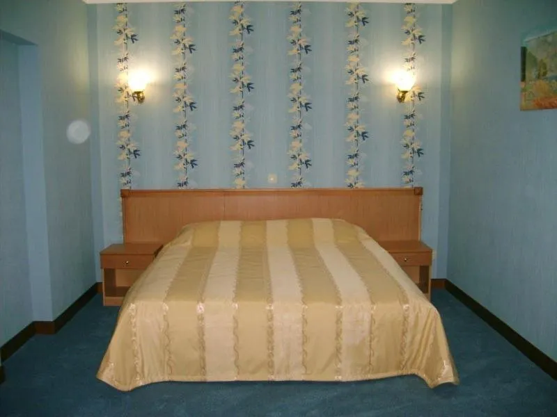 Bed in Hotel Complex Gayki