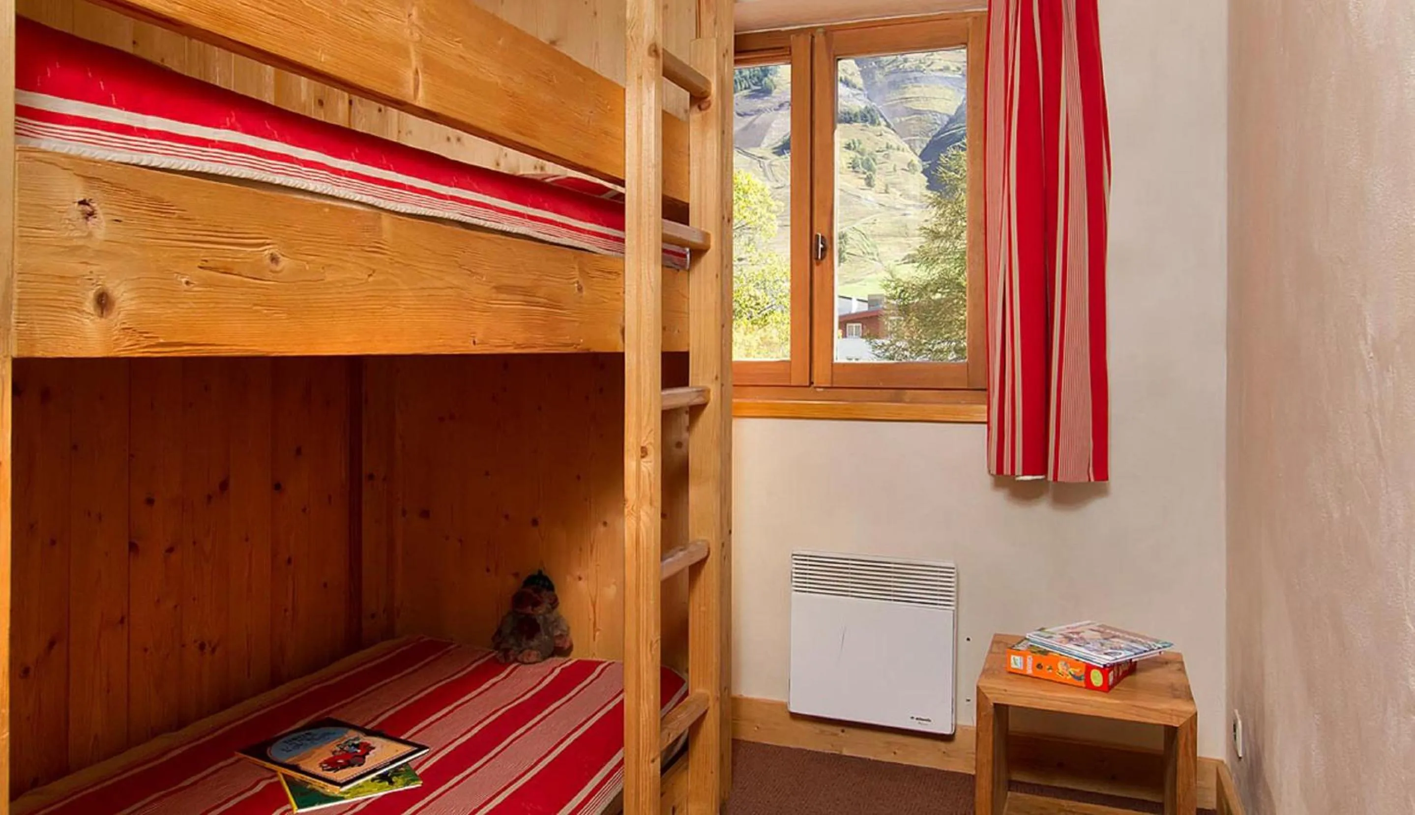 bunk bed, Bed in Vacancéole - Résidence Cortina