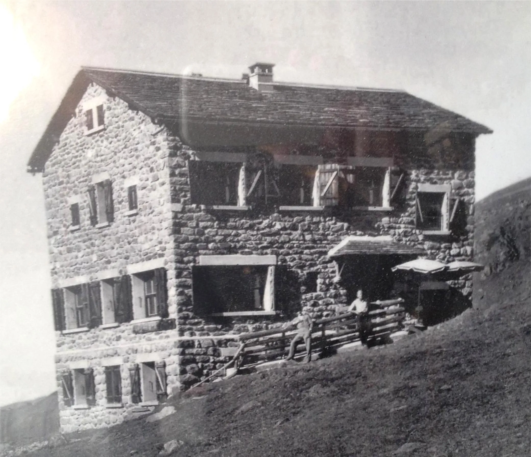 Property building in Hillary Hotel