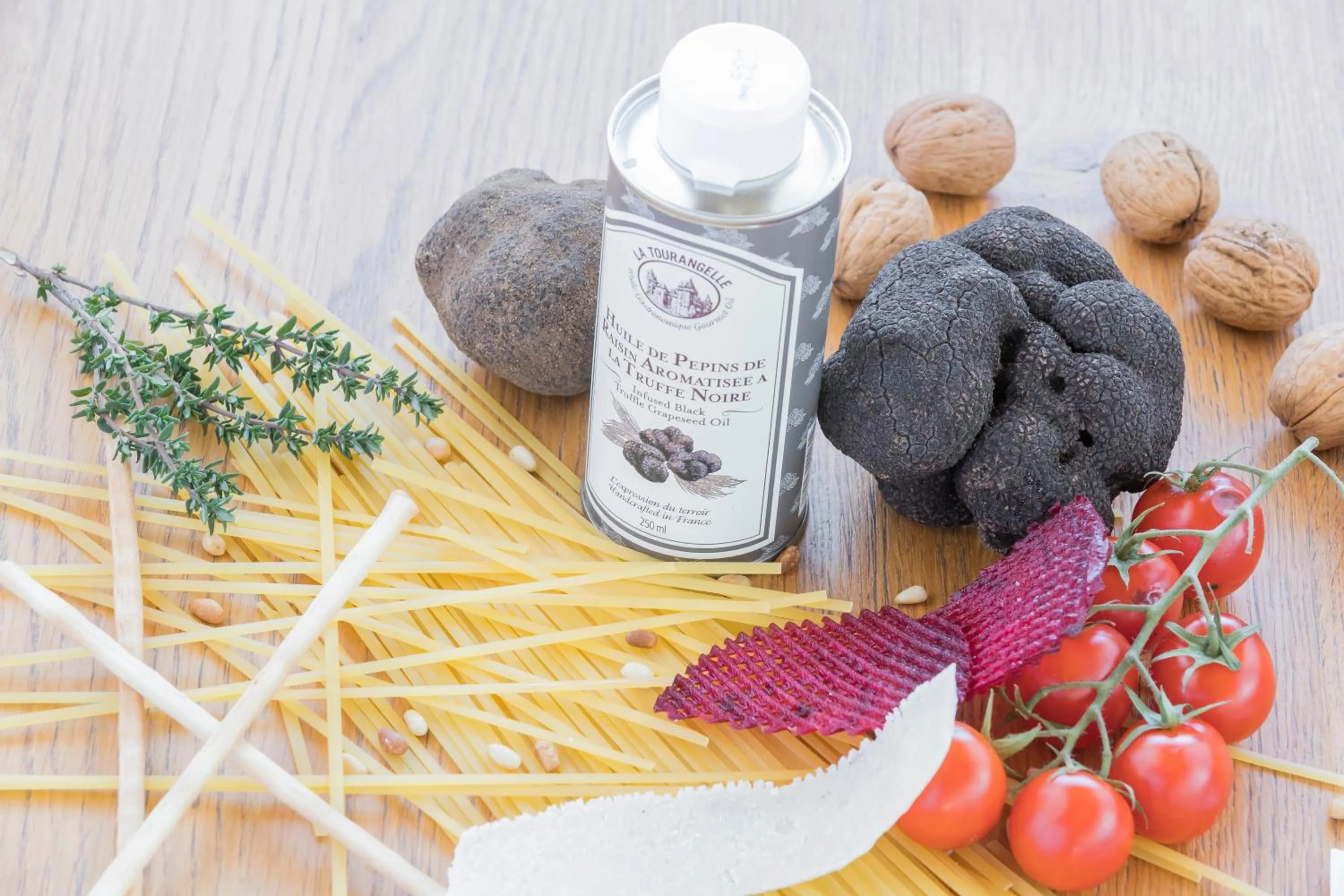 Restaurant/places to eat in Hillary Hotel