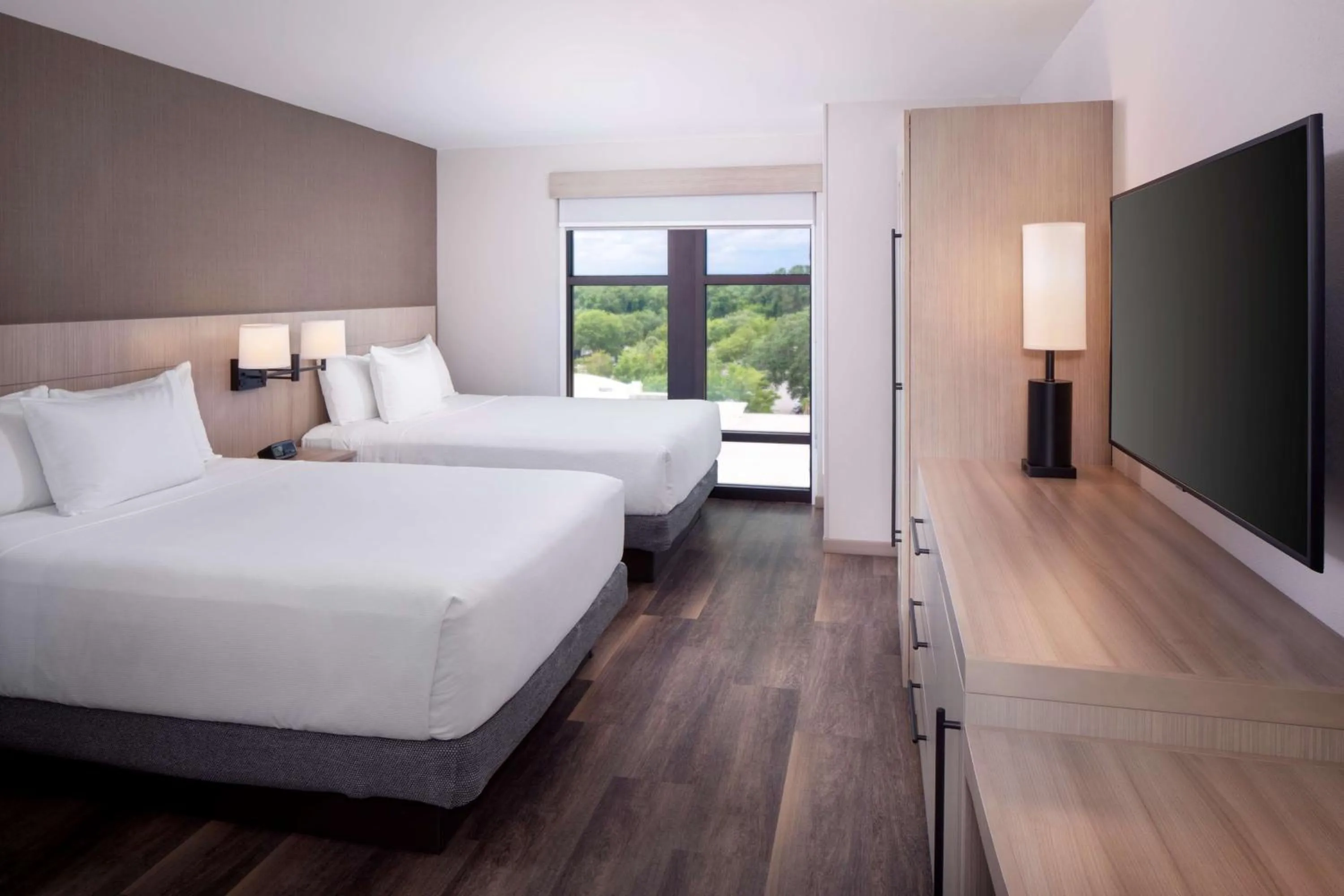 Photo of the whole room, Bed in Hyatt Place Mount Pleasant Towne Centre