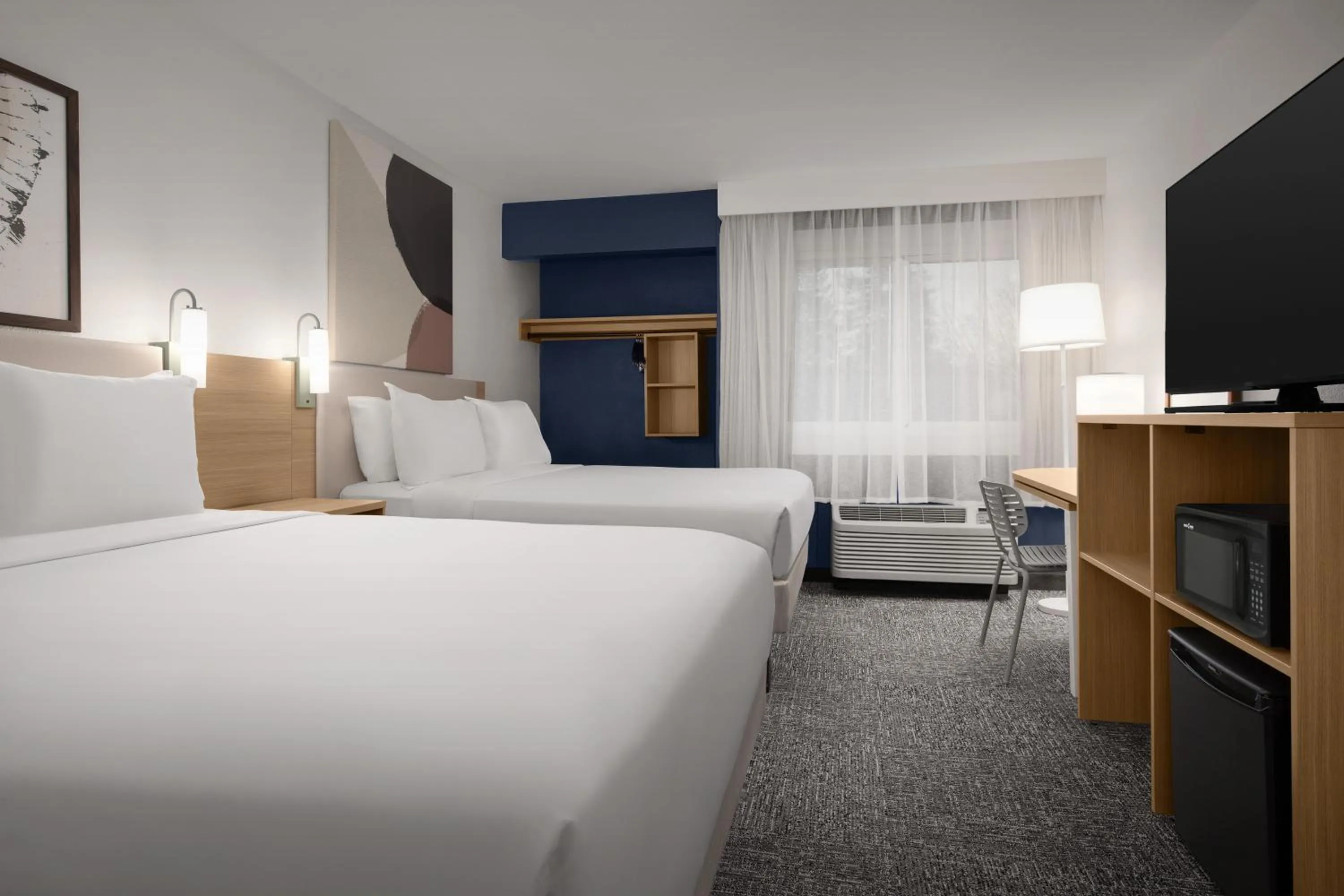 Bedroom, Bed in La Quinta by Wyndham San Jose Airport