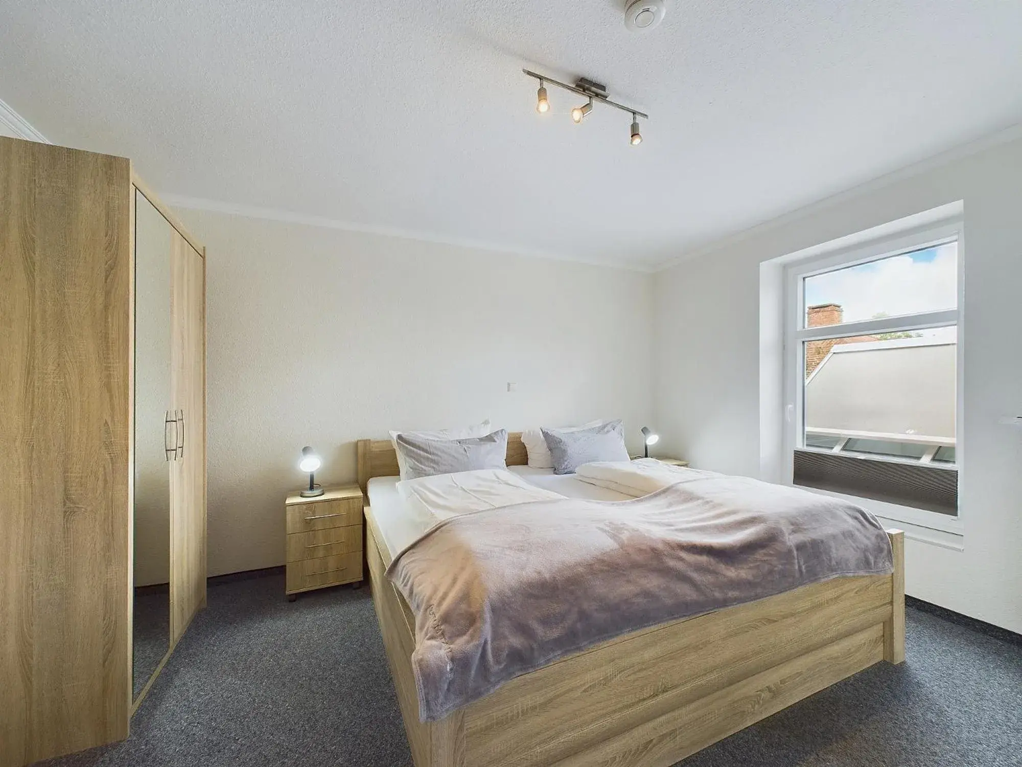 Double Room - single occupancy in Hotel Zum Großen Krug Double Room - single occupancy in Hotel Zum Großen Krug