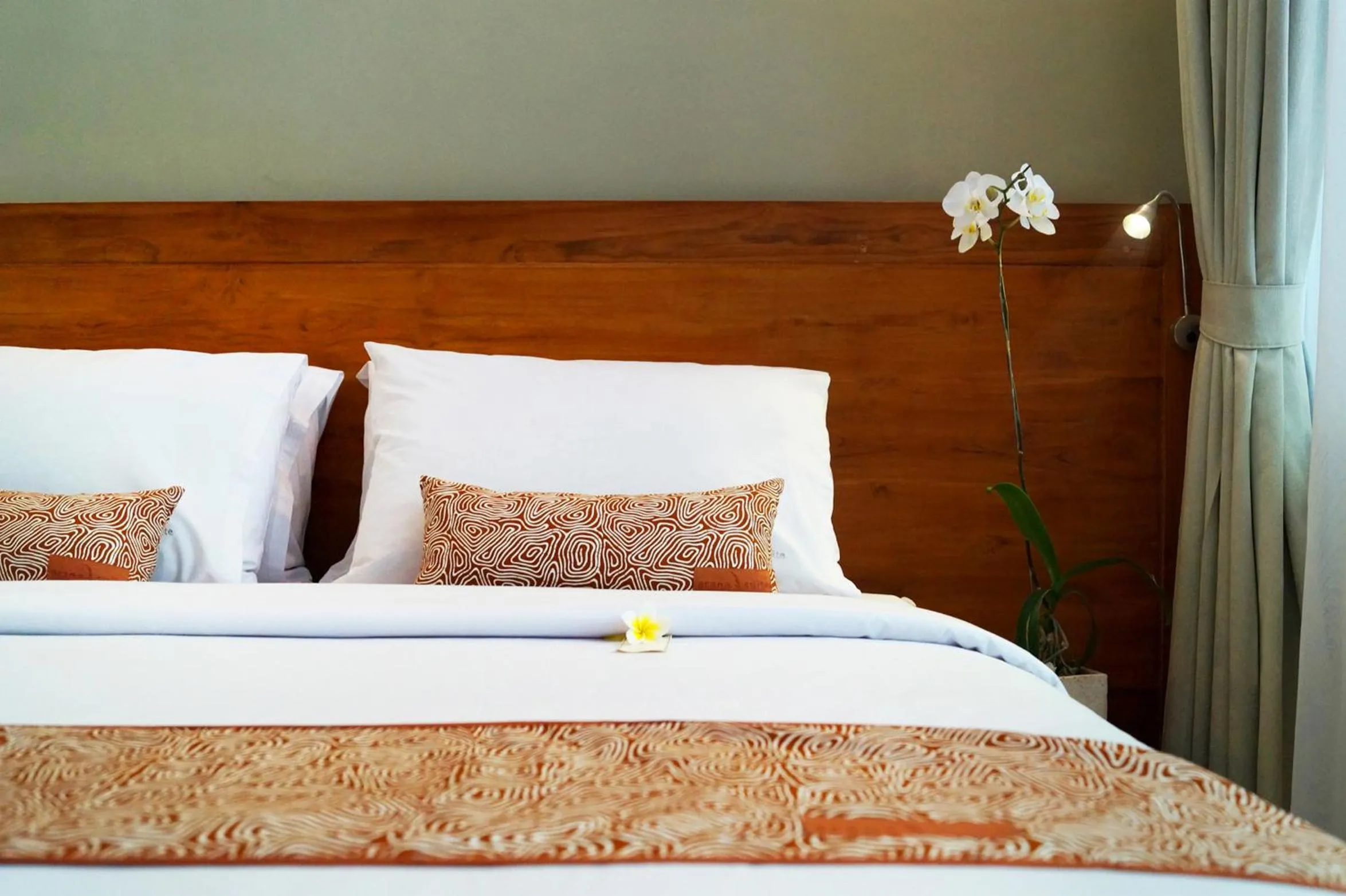 Bedroom, Bed in Arana Suite