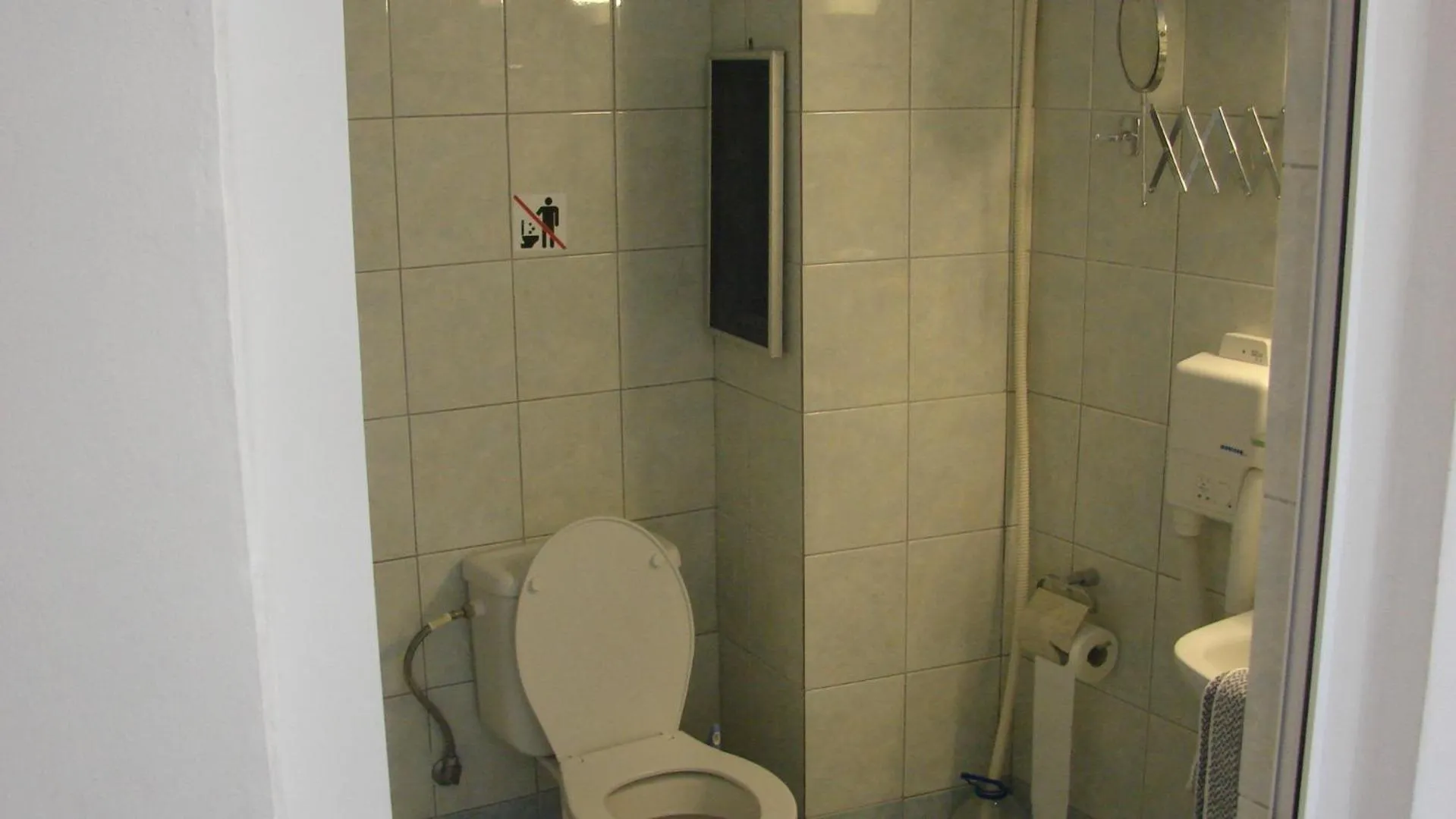 Bathroom in Apostolis studios Pefki Lindos Rhodes