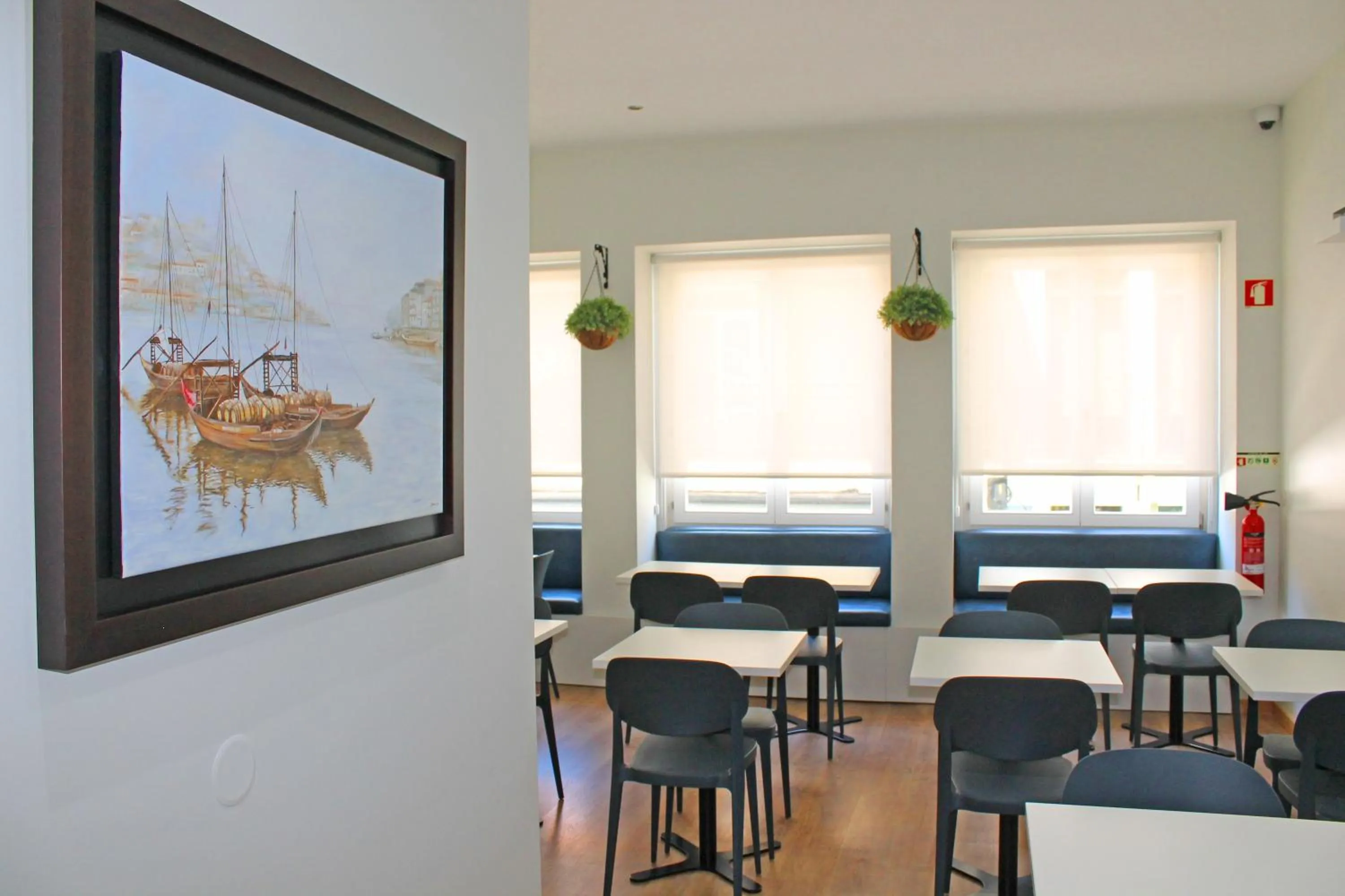 Dining area in Vivacity Porto - Rooms & Apartments