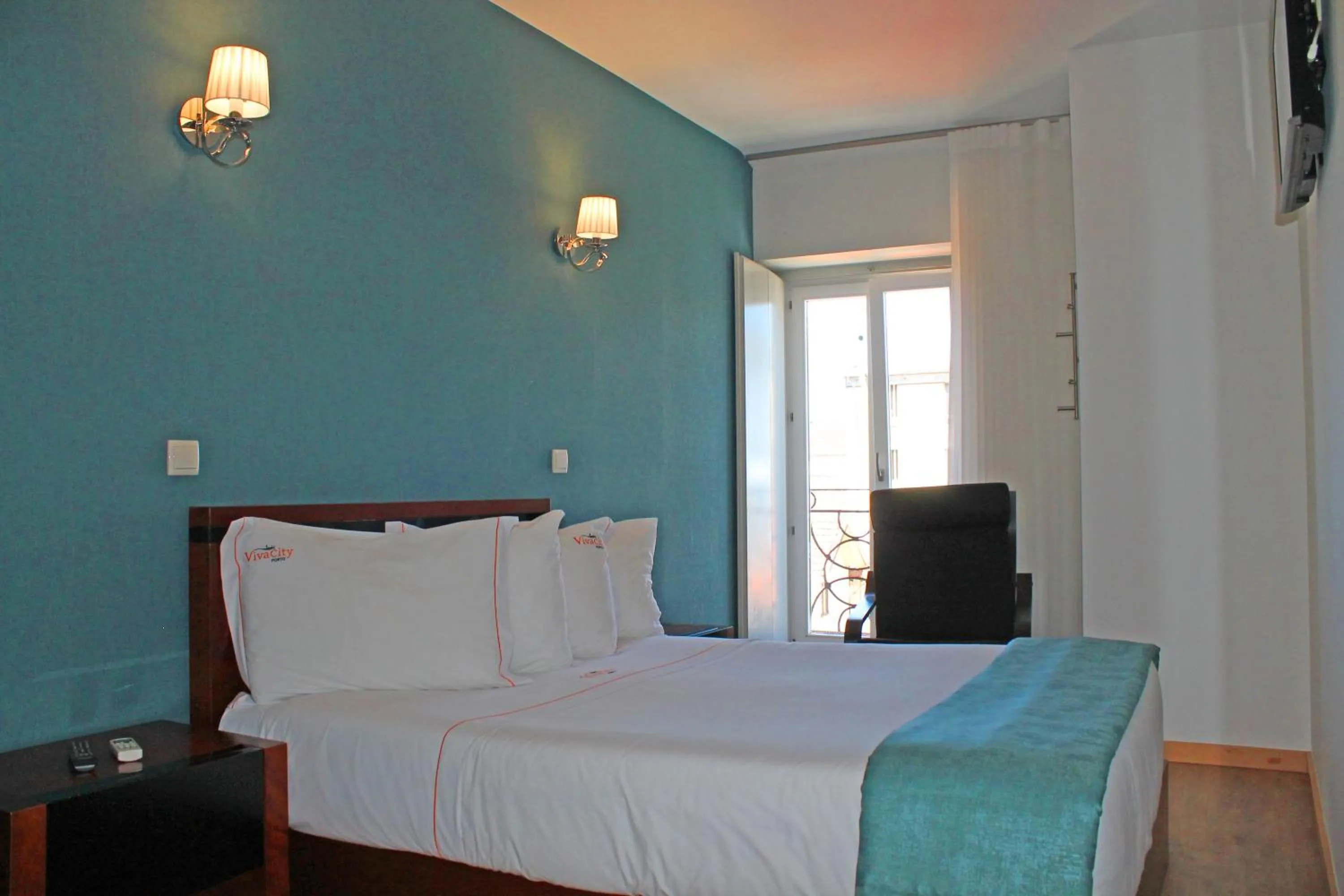 Bedroom, Bed in Vivacity Porto - Rooms & Apartments