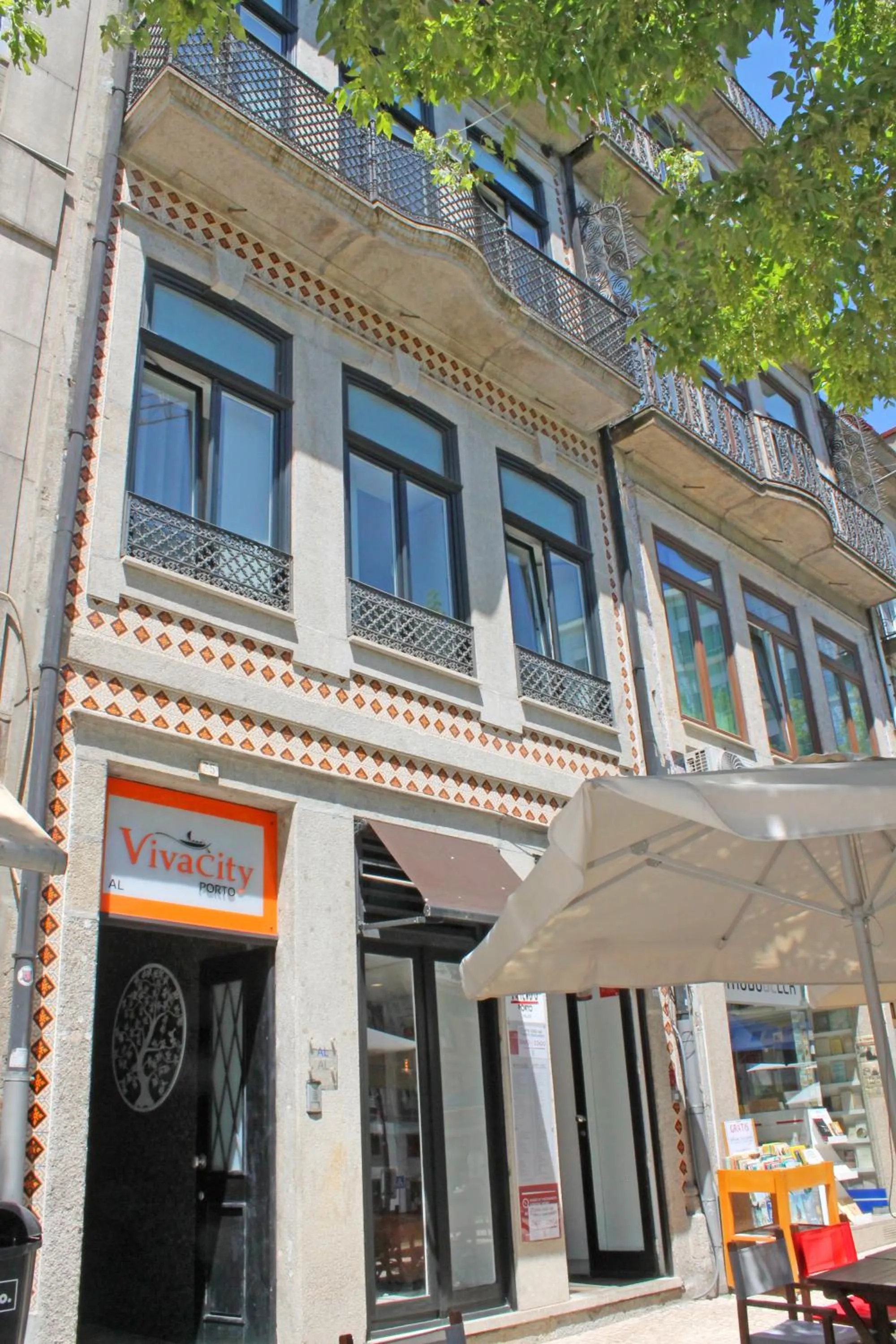 Facade/entrance in Vivacity Porto - Rooms & Apartments
