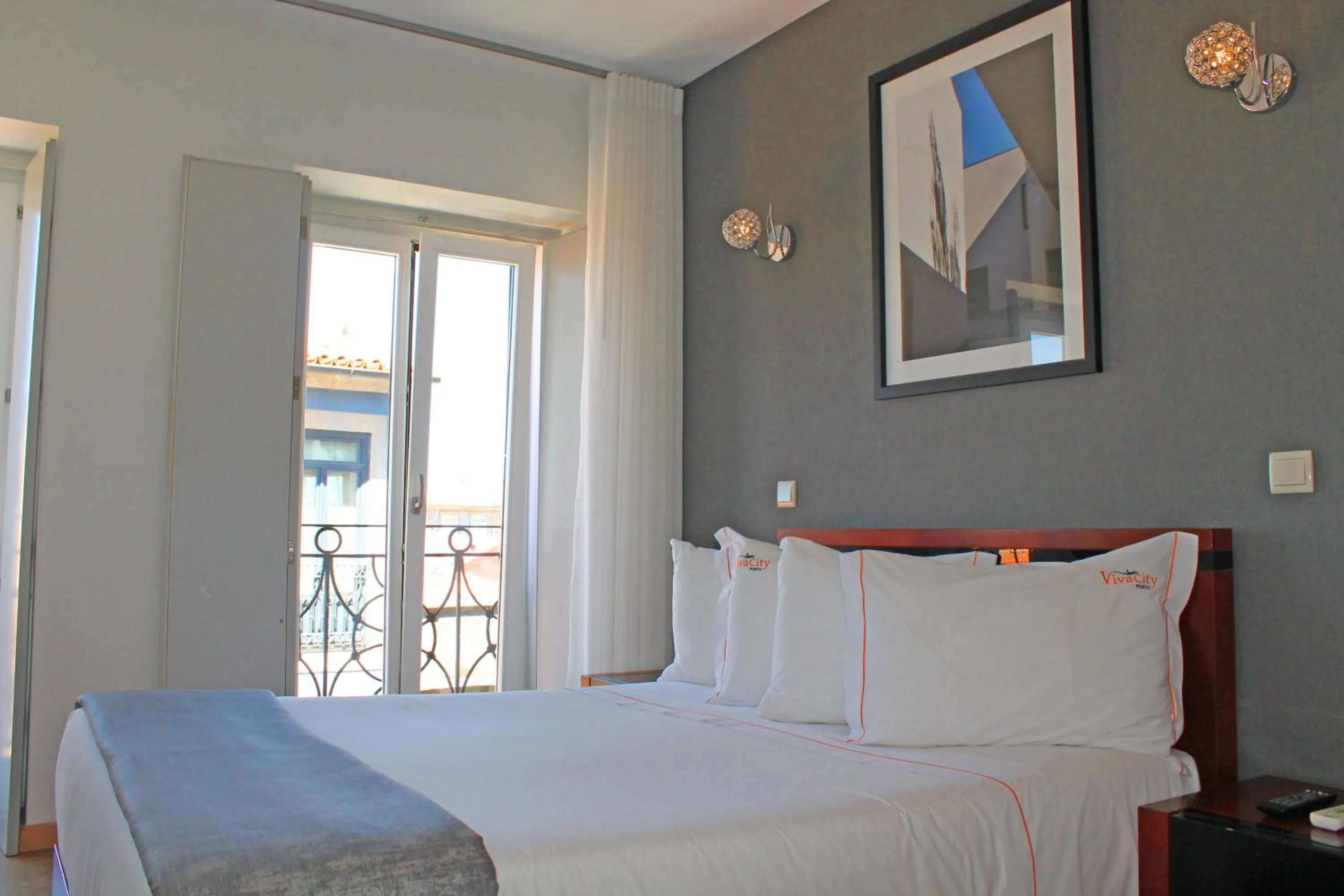 Bedroom, Bed in Vivacity Porto - Rooms & Apartments