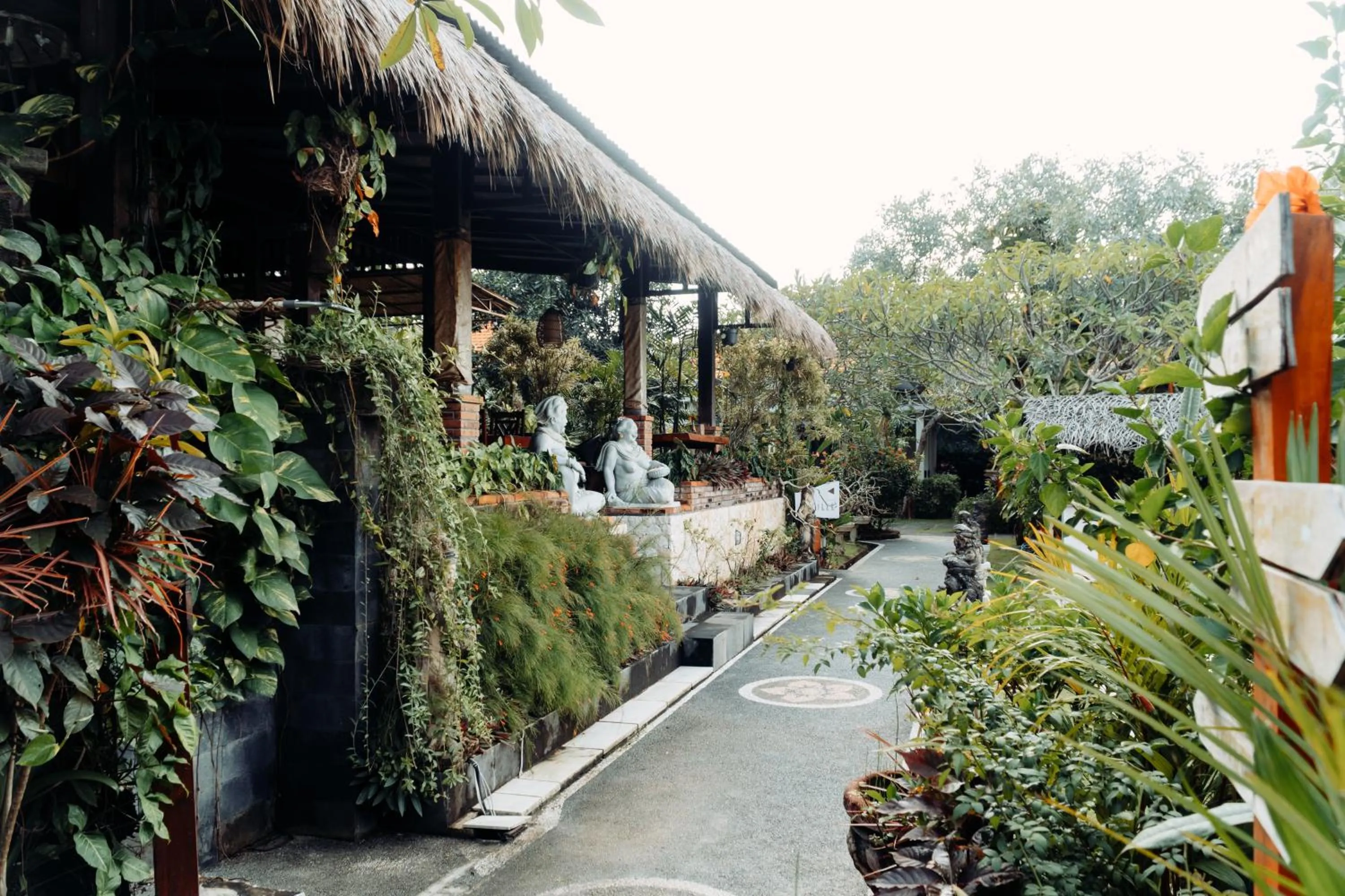 Garden view in Uluwatu Cottages