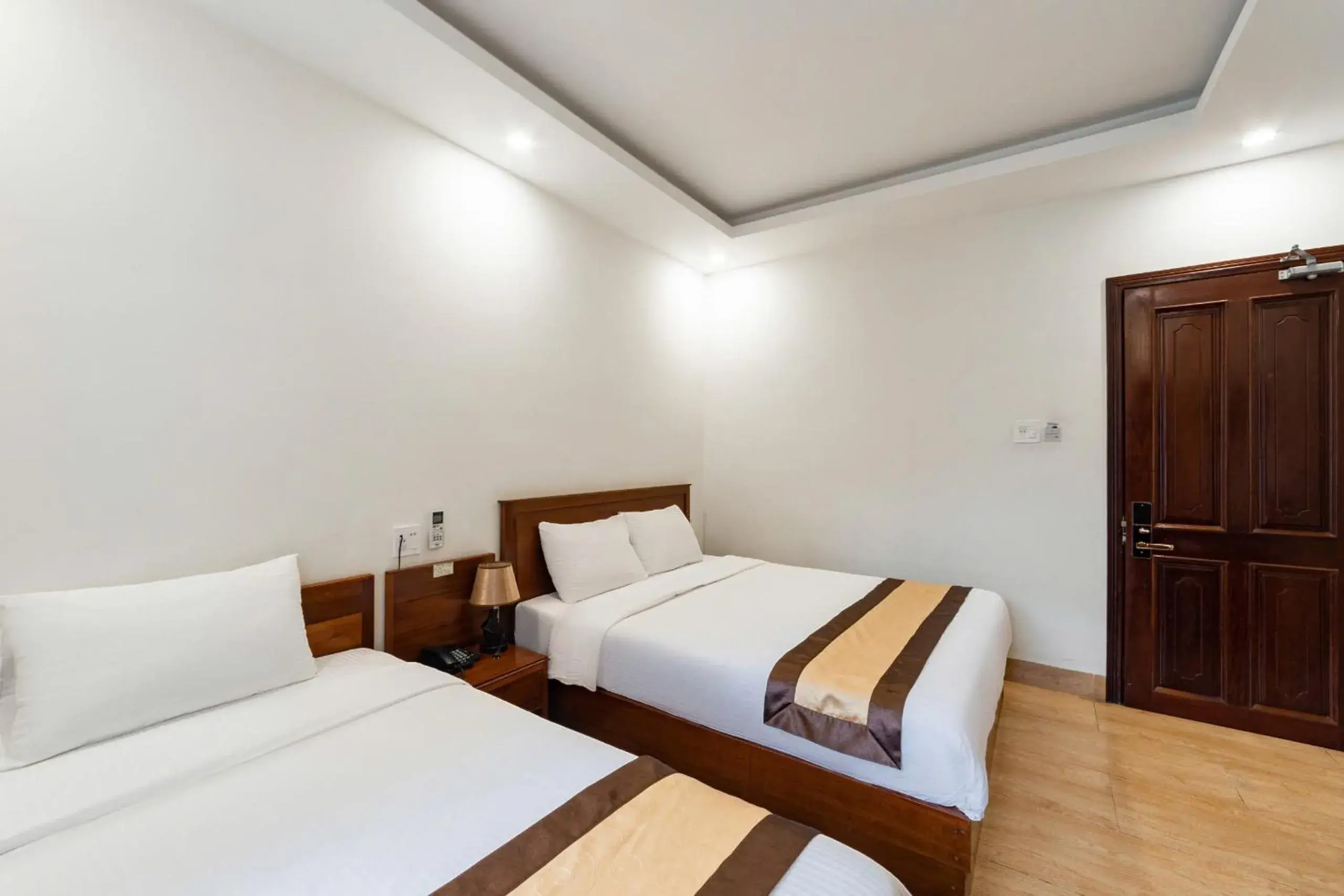 Triple Room with Bath in Green Hotel Quy Nhơn Triple Room with Bath in Green Hotel Quy Nhơn