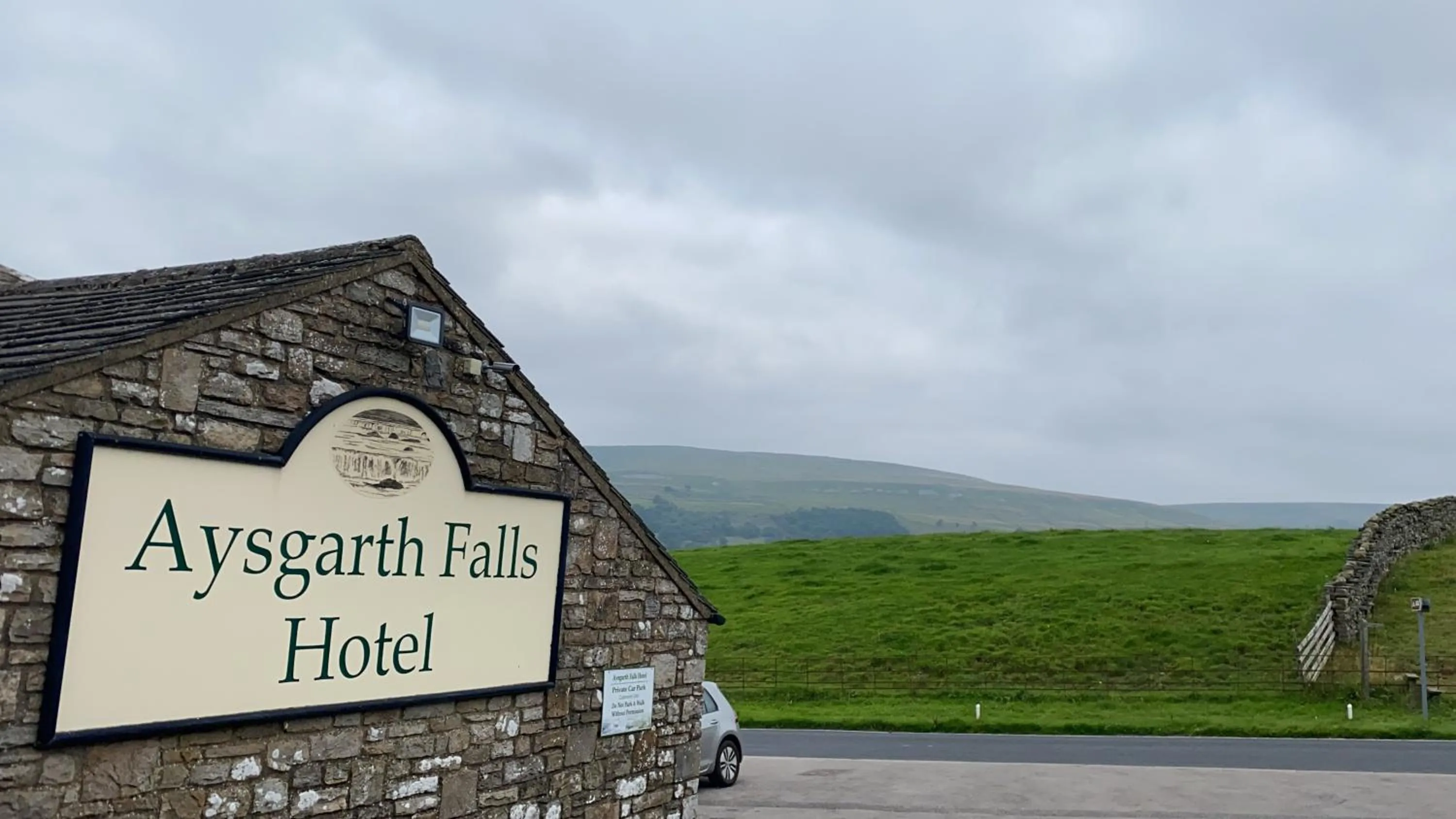 Property building in Aysgarth Falls Hotel & Restaurant