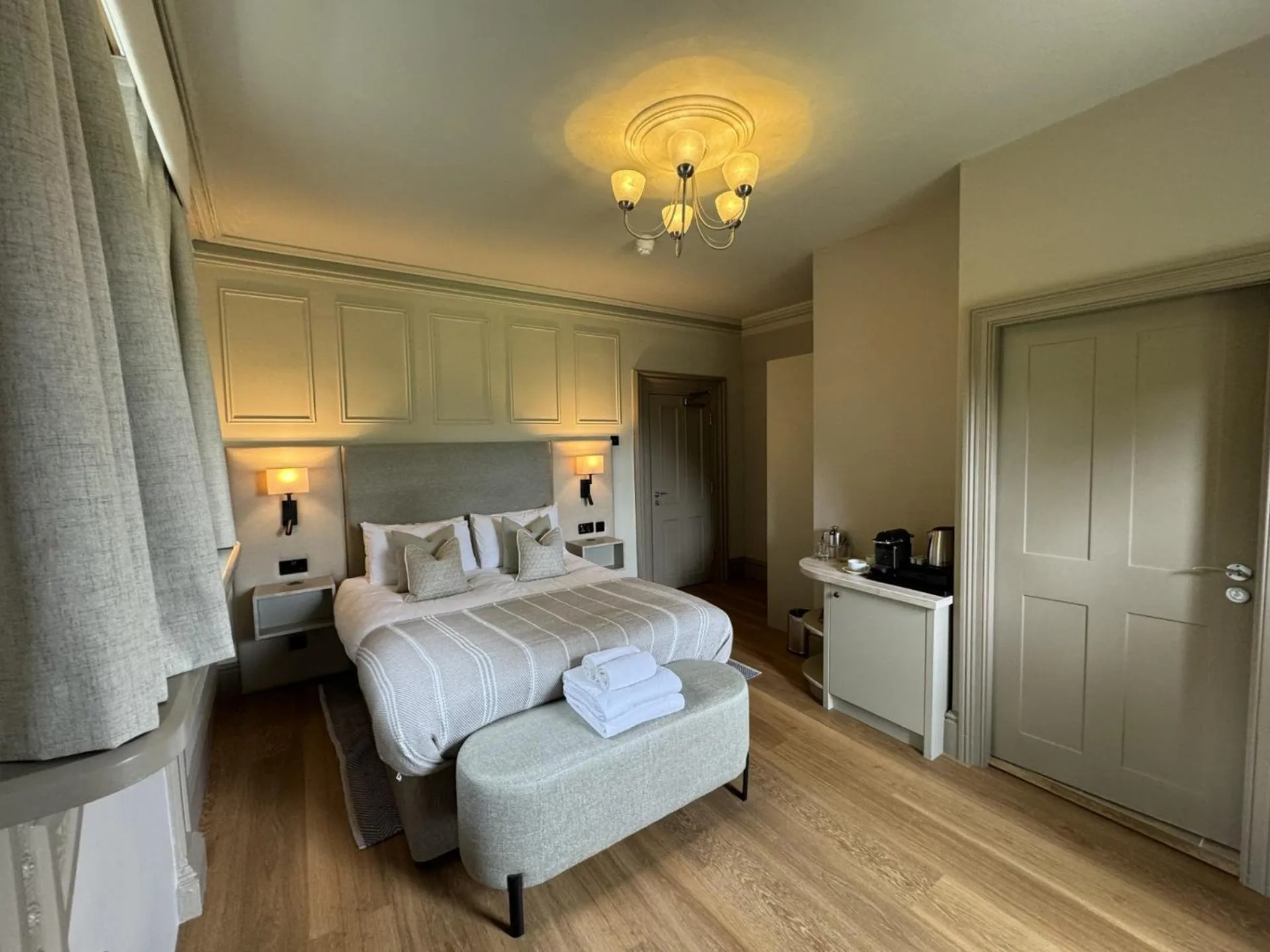 Bedroom, Bed in Aysgarth Falls Hotel & Restaurant