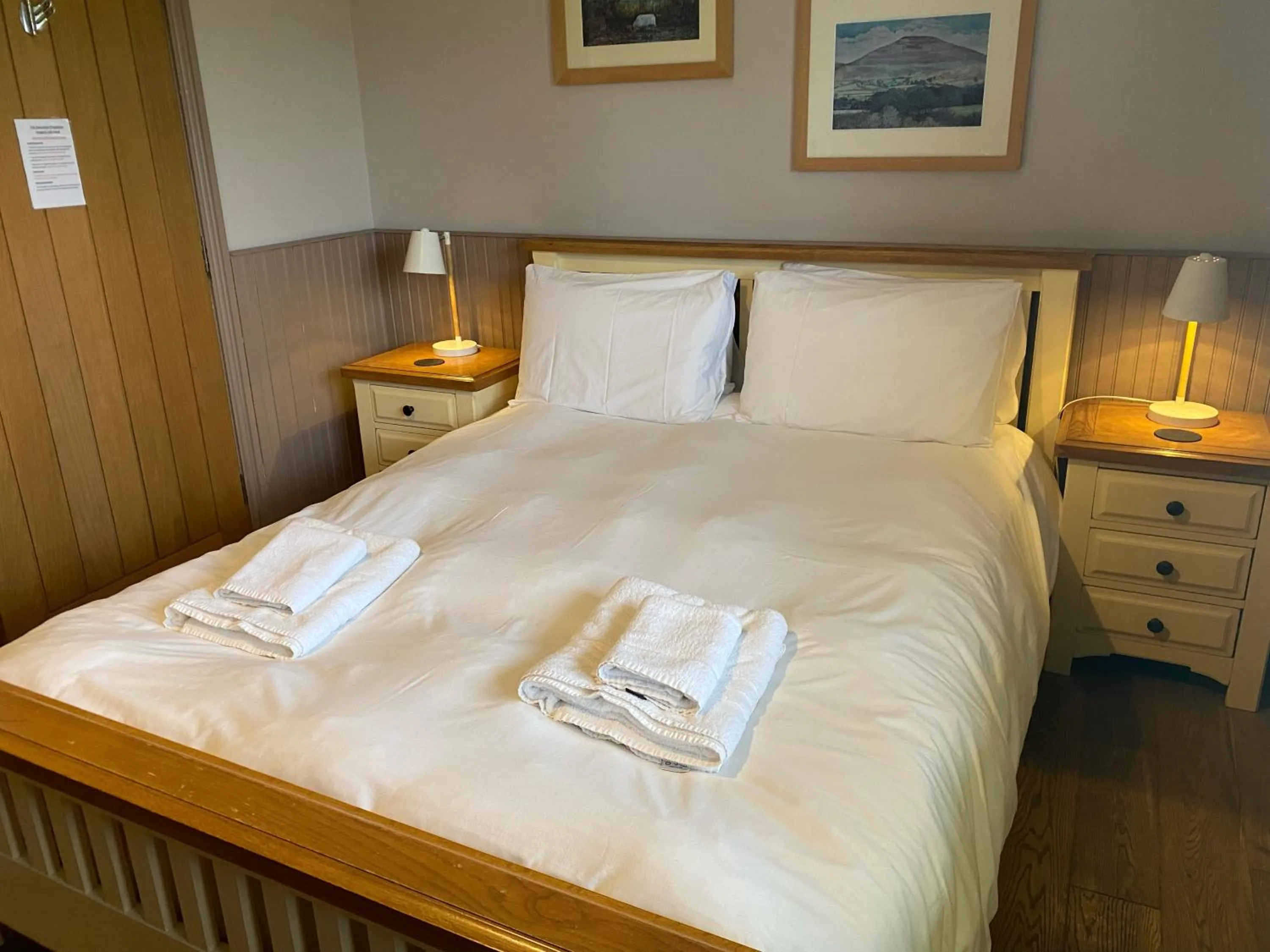 Photo of the whole room, Bed in Aysgarth Falls Hotel & Restaurant