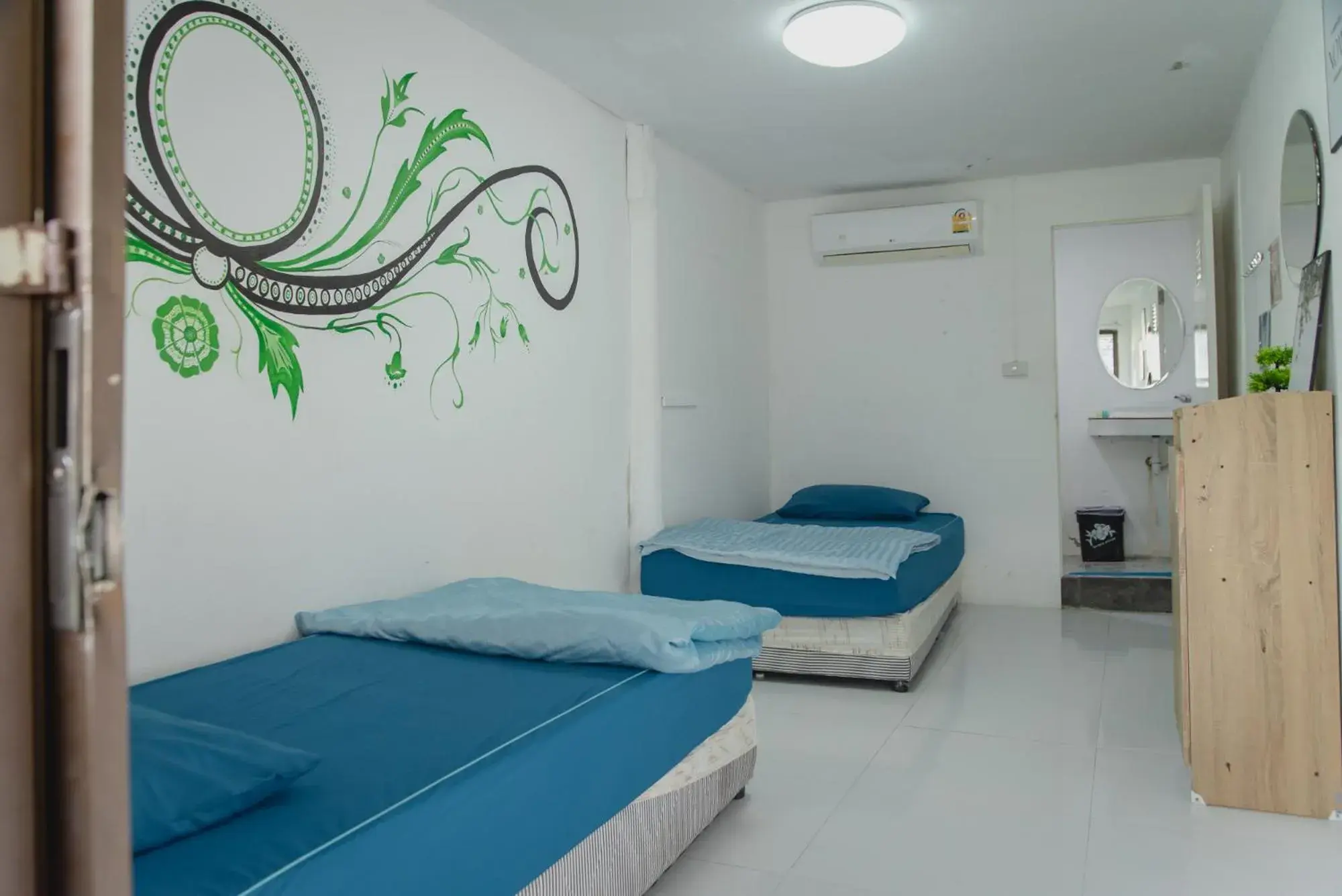 Private Twin Ensuite in Phangan Arena Hostel Private Twin Ensuite in Phangan Arena Hostel